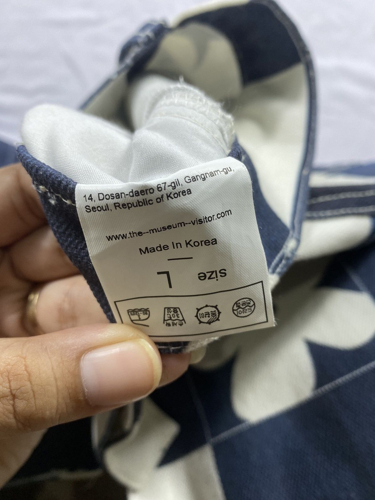 Beauty Beast Japanese The Museum Visitory Flower Lasered Jeans Size US 31 - 9 Thumbnail