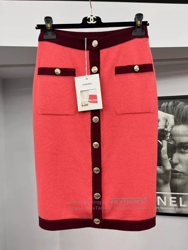 Chanel Chanel 20K cashmere skirt Size 25" / US 0 / IT 36 - 1 Thumbnail