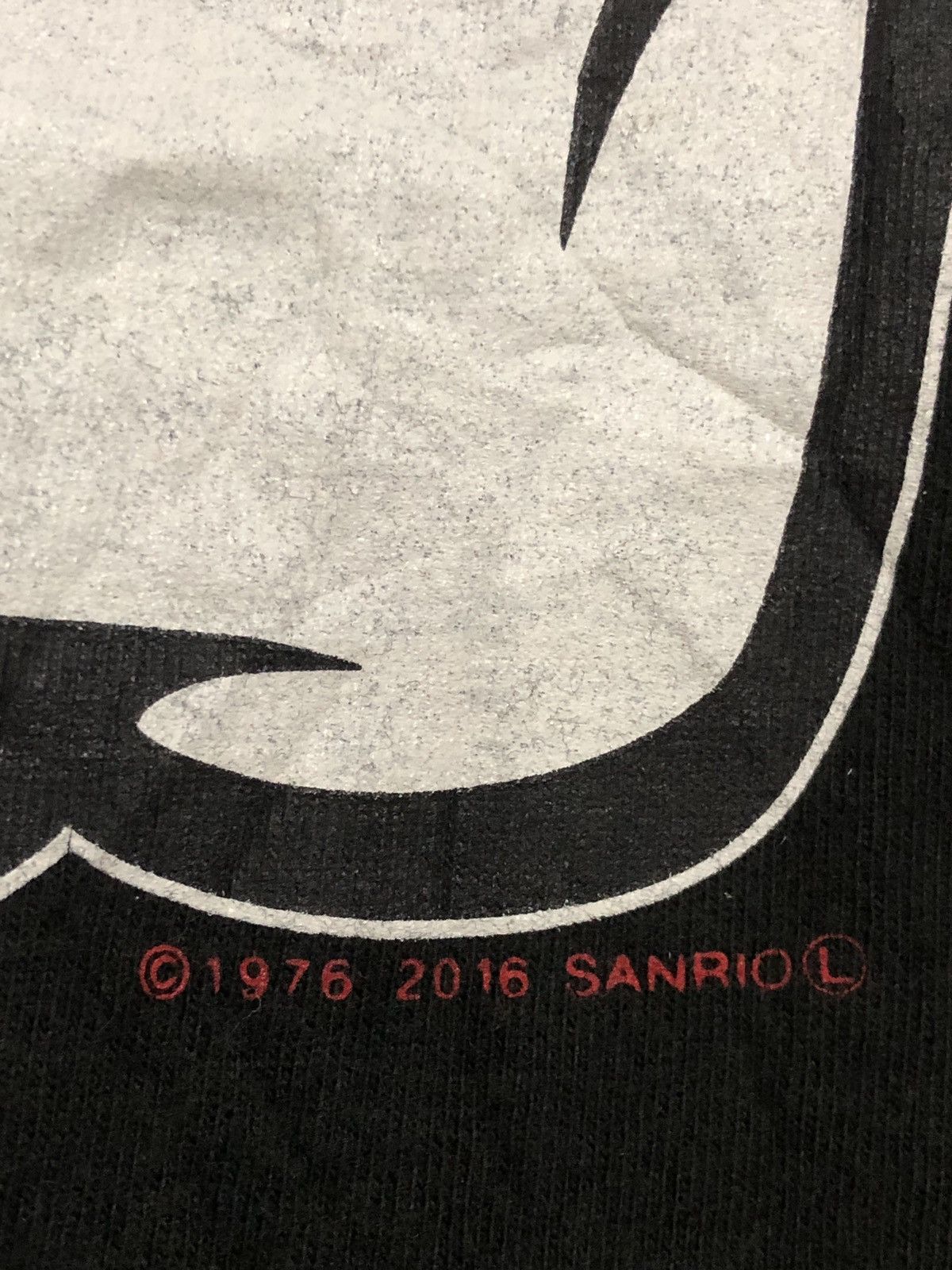 Japanese Brand RARE 2016 Sanrio Hello Kitty x Punk Drunkers Tshirts Size US L / EU 52-54 / 3 - 3 Thumbnail