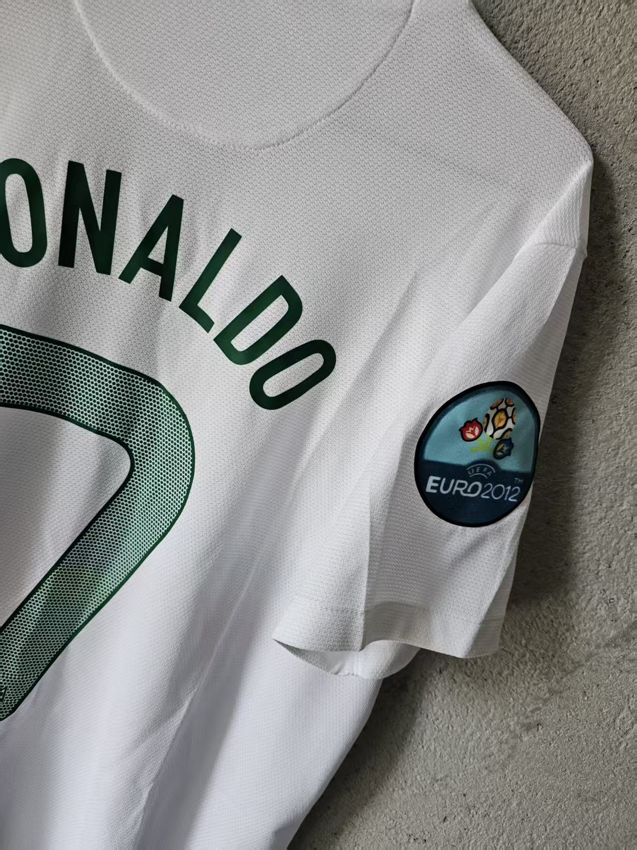 Other 2012 Portugal C Ronaldo Jersey Home Size US L / EU 52-54 / 3 - 3 Thumbnail
