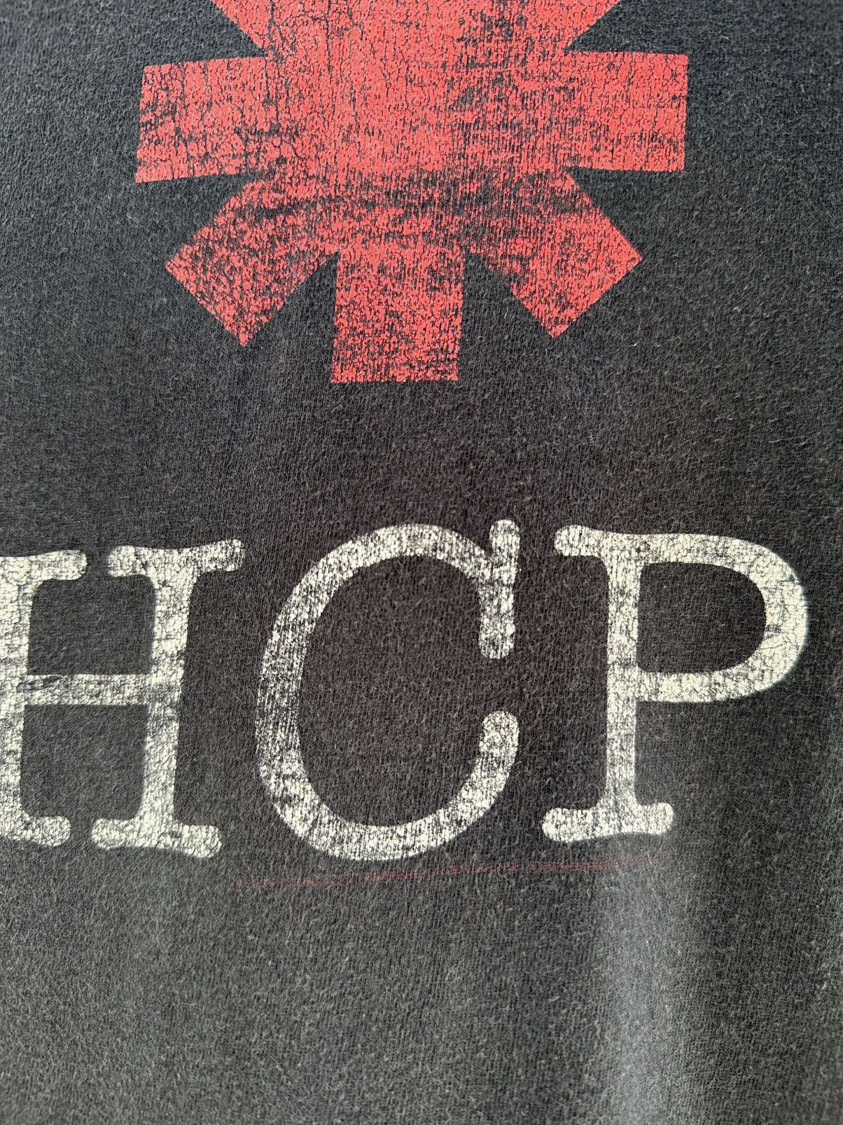Band Tees Thrashed Vintage Y2K Red Hot Chilli Papper Faded Grunge Tee Size US M / EU 48-50 / 2 - 3 Thumbnail