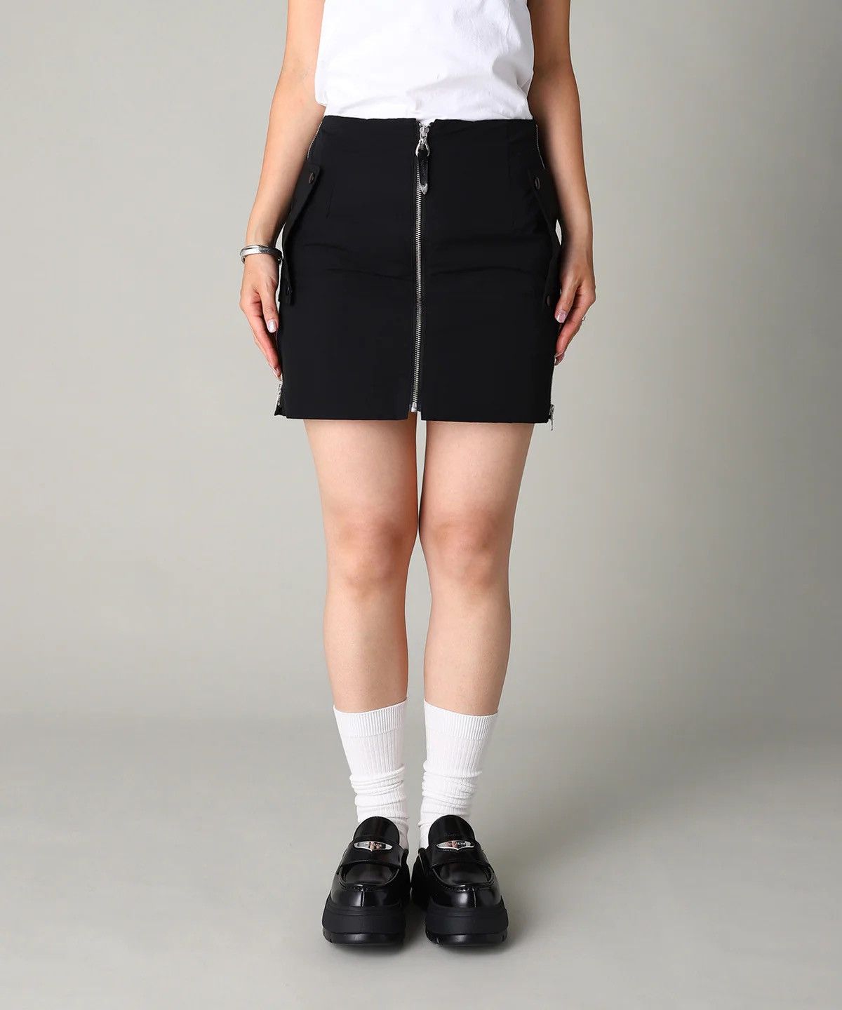 Toga Pulla Toga 25AW Memory Grosgrain Mini Skirt Size 28" / US 6 / IT 42 - 3 Thumbnail