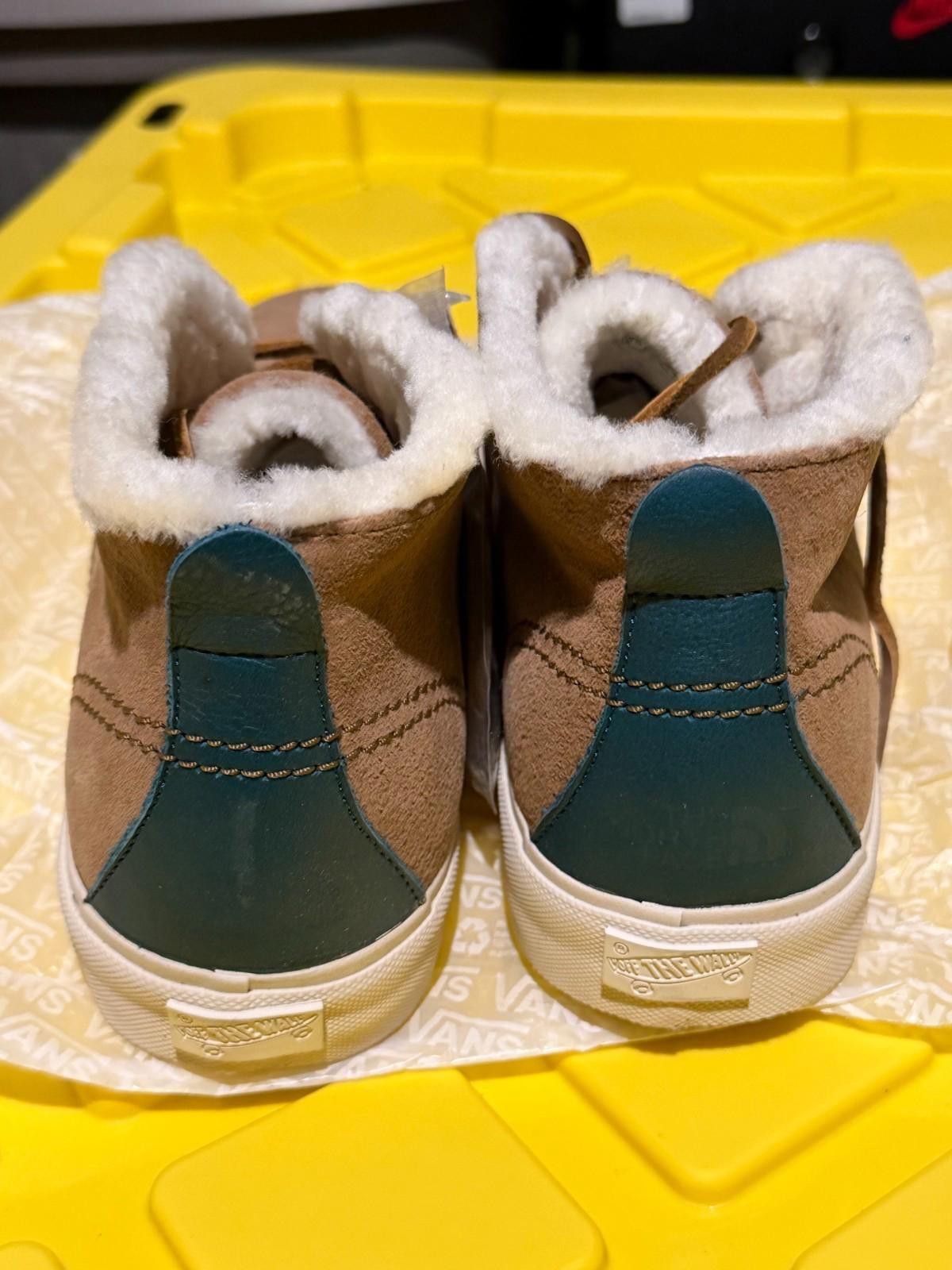 Vans Size 10 - Vans Desert Chukka MTE LX x The North Face Toast Size US 10 / EU 43 - 6 Thumbnail