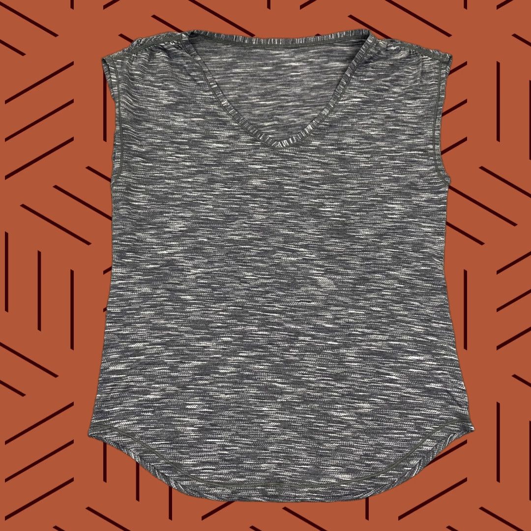 Lululemon Lululemon Shirt Adult 8 Heather Gray V-Neck Sleeveless Athletic Gym Training Size M / US 6-8 / IT 42-44 - 1 Thumbnail