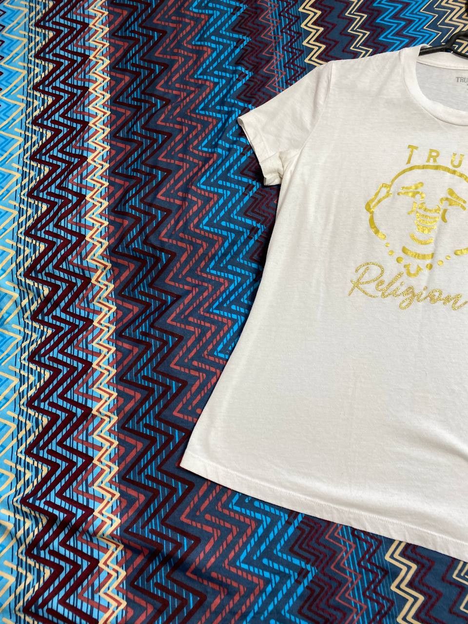 True Religion Streetwear T-Shirt True Religion big logo white Y2K Vintage Size US L / EU 52-54 / 3 - 7 Thumbnail
