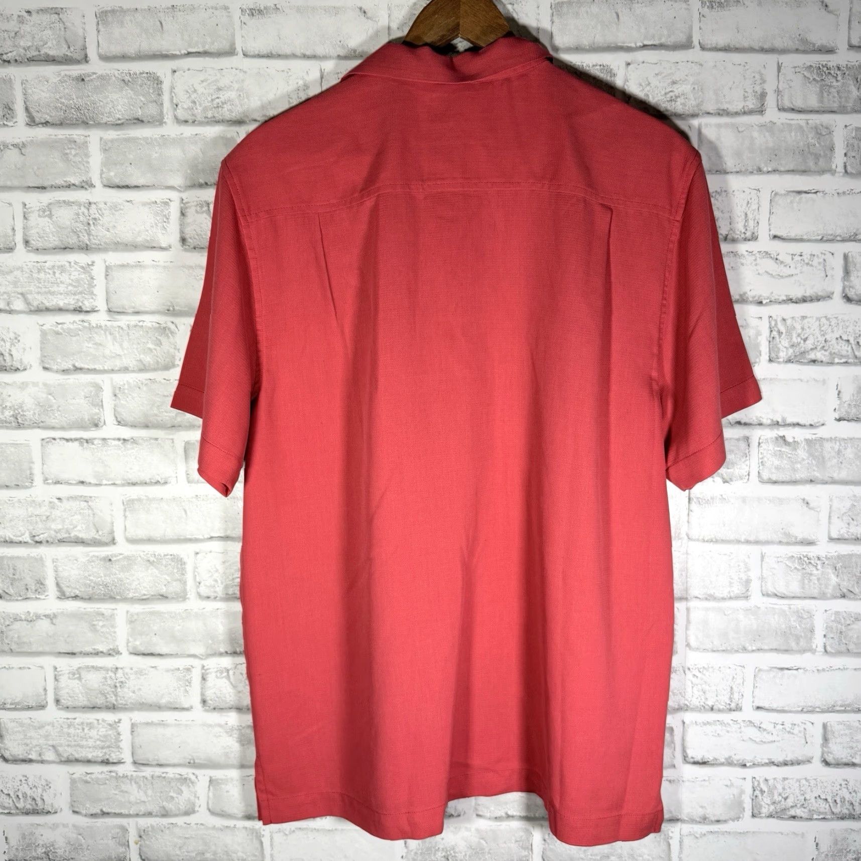 Tommy Bahama Tommy Bahama Red Casual Short Sleeve Button-Down Mens Size M Shirt Size US 31 - 5 Thumbnail