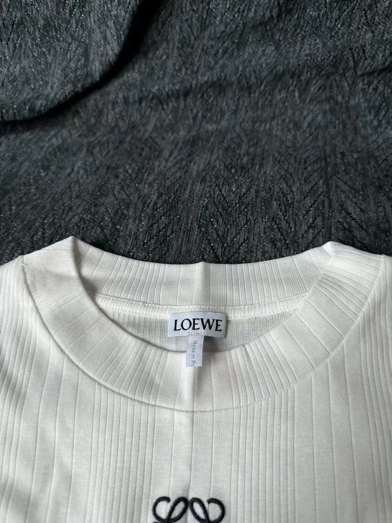 Loewe LOEWE Embroidered knitted short sleeves Size XS / US 0-2 / IT 36-38 - 3 Thumbnail