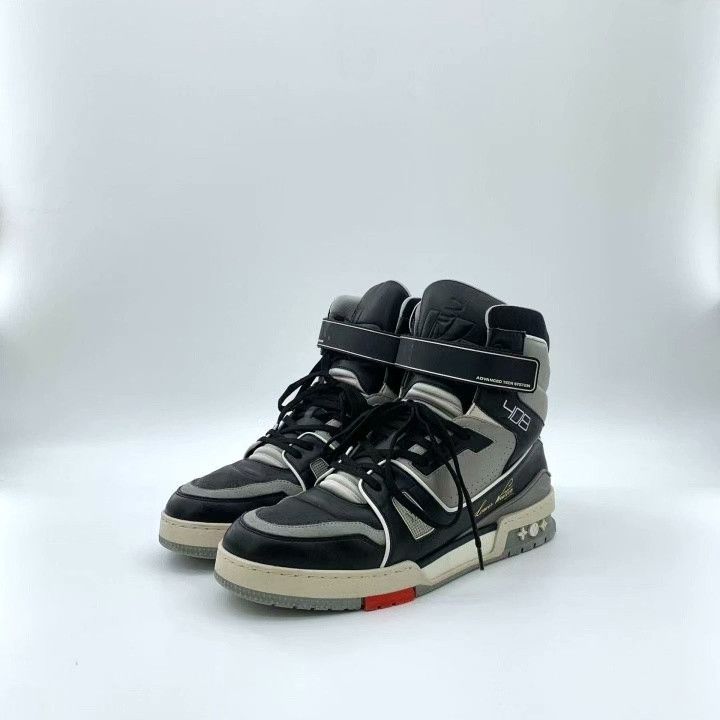 Louis Vuitton Louis Vuitton Trainer High-top Velcro Sneakers Size US 9 / EU 42 - 1 Thumbnail