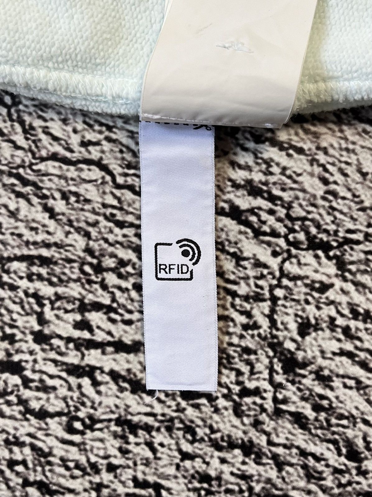 Stone Island Stone Island Crewneck Sweatshirt Light Blue Size L Size US L / EU 52-54 / 3 - 15 Thumbnail