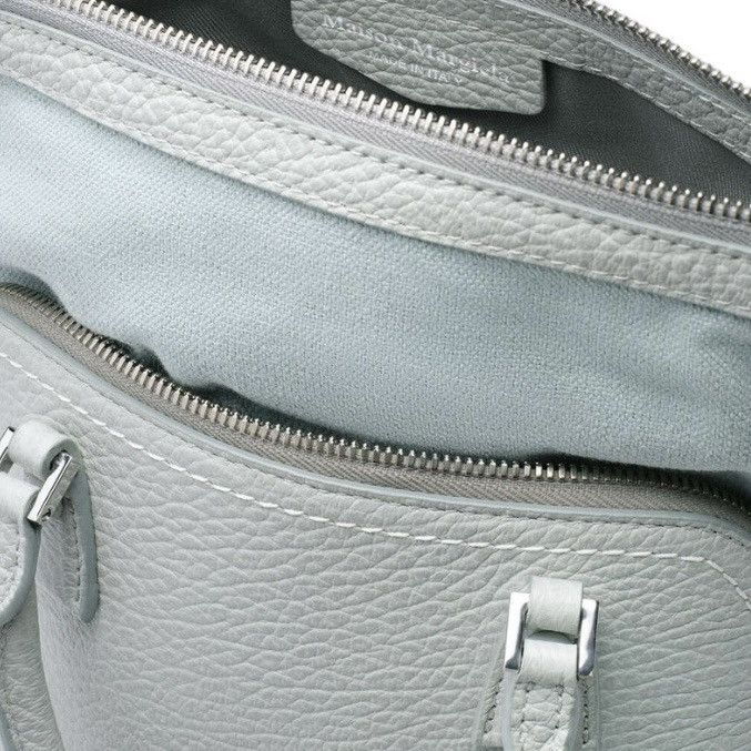 Maison Margiela NWT 5AC Classique Mini Bag Dusty Blue Pebbled Leather Size ONE SIZE - 17 Thumbnail