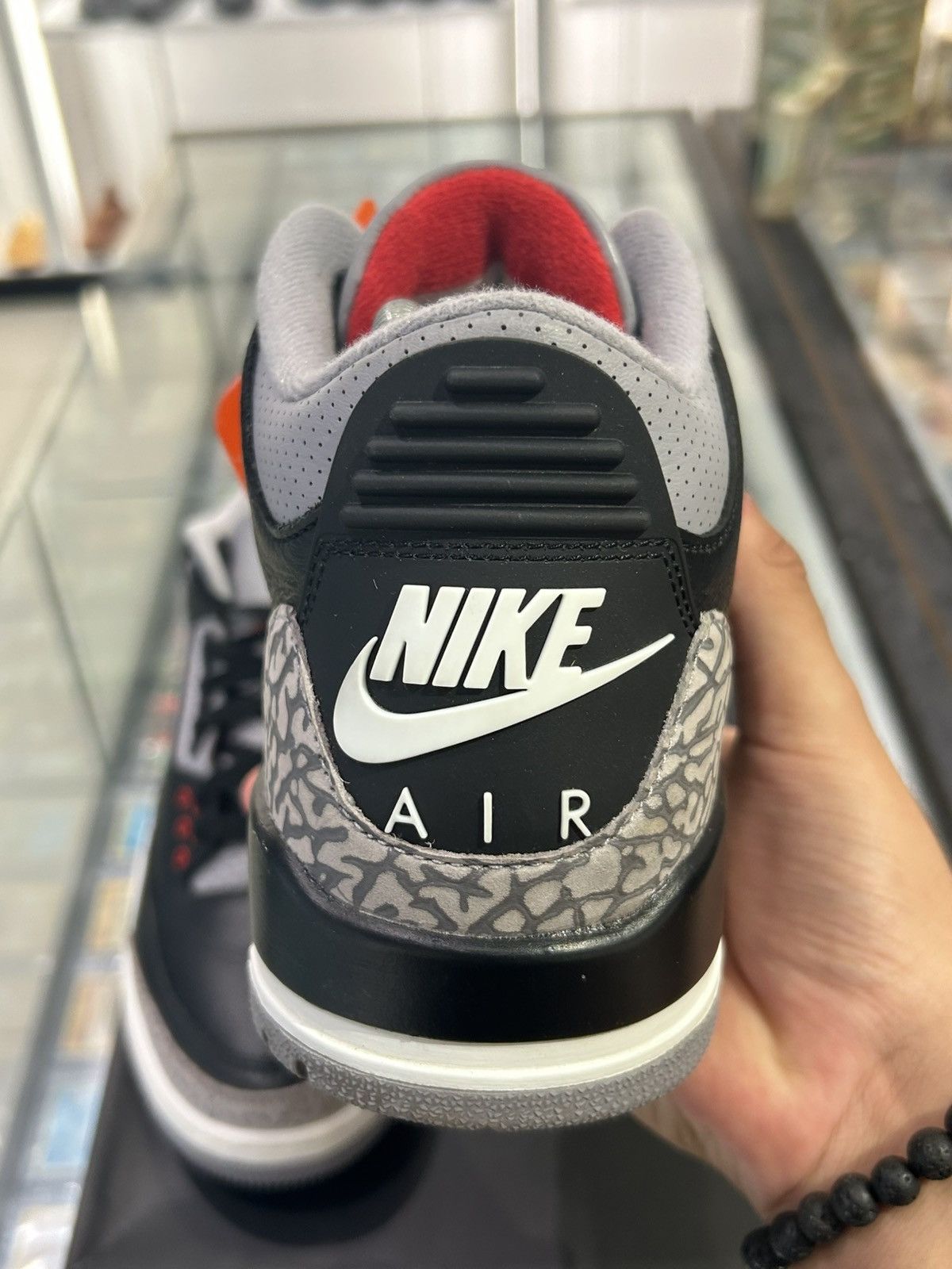 Jordan Brand Jordan 3 Black cement 2024 Size US 8 / EU 41 - 3 Thumbnail
