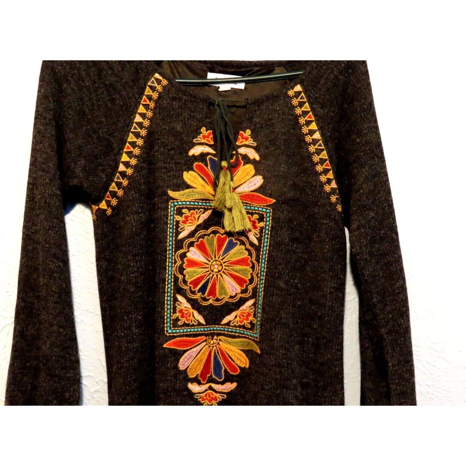 Vintage THML Dress Womens XS Long Sleeve Floral Embroidered Lined Striped Dark Gray V-Neck Tie Knee Length Flutter Sleeve Shift Casual Womens Size XS / US 0-2 / IT 36-38 - 3 Thumbnail
