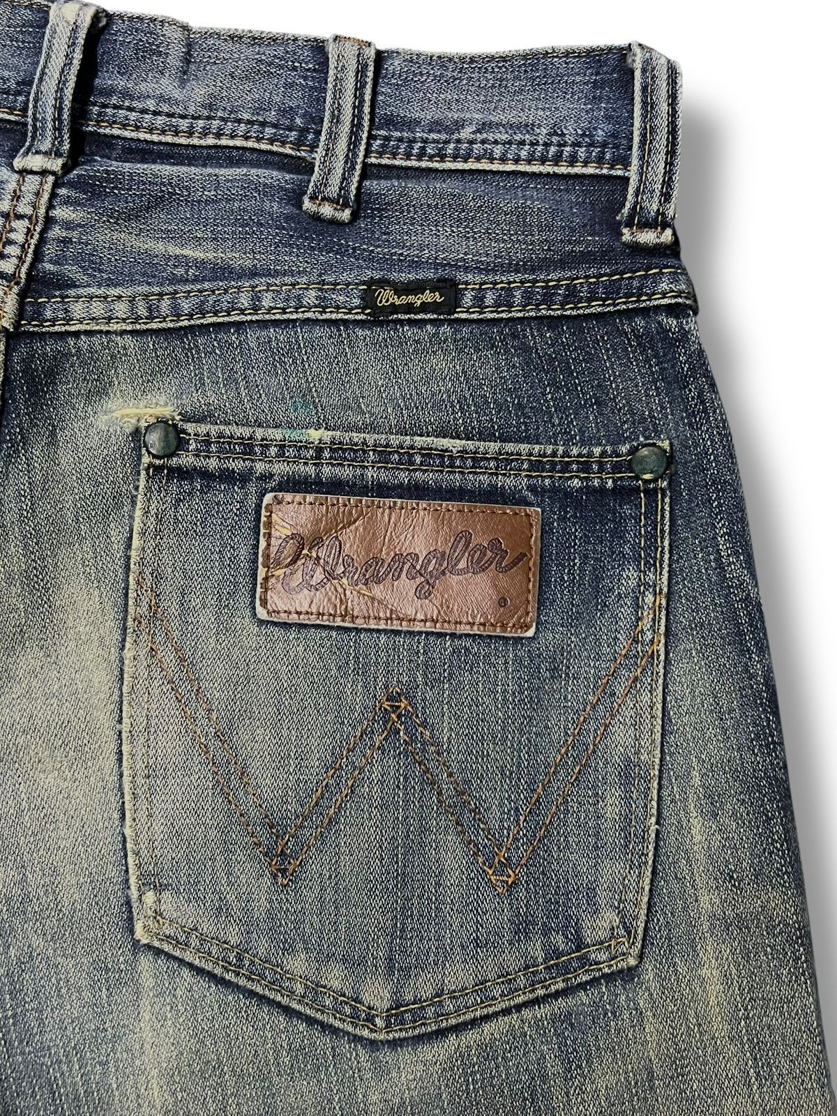 Wrangler Vintage Y2K Wrangler - Faded Mud Wash, Distressed Denim Size US 29 - 8 Thumbnail