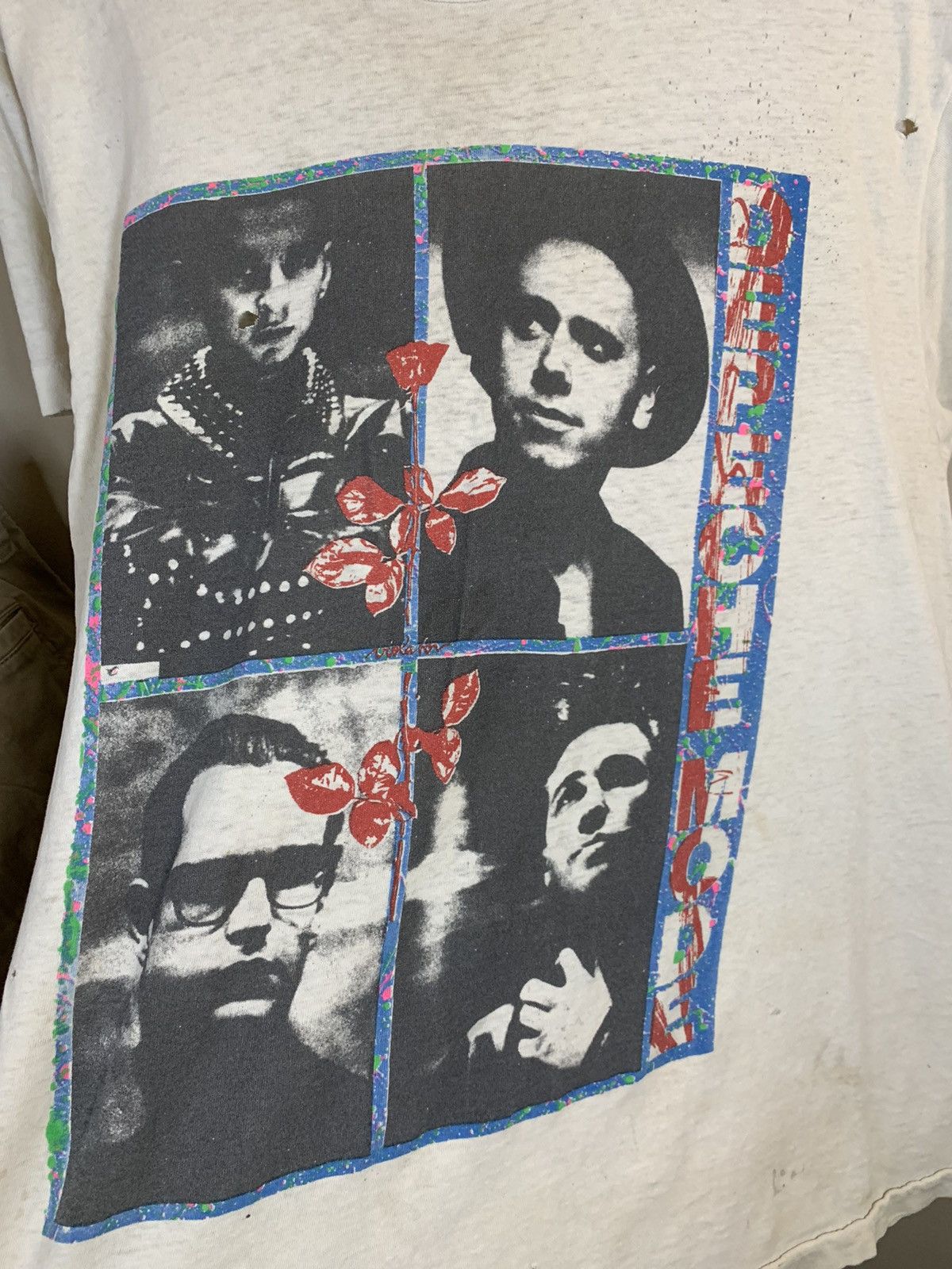 Band Tees *RARE* Vintage 1990 Depeche Mode World Violation Tour Shirt Size US L / EU 52-54 / 3 - 3 Thumbnail