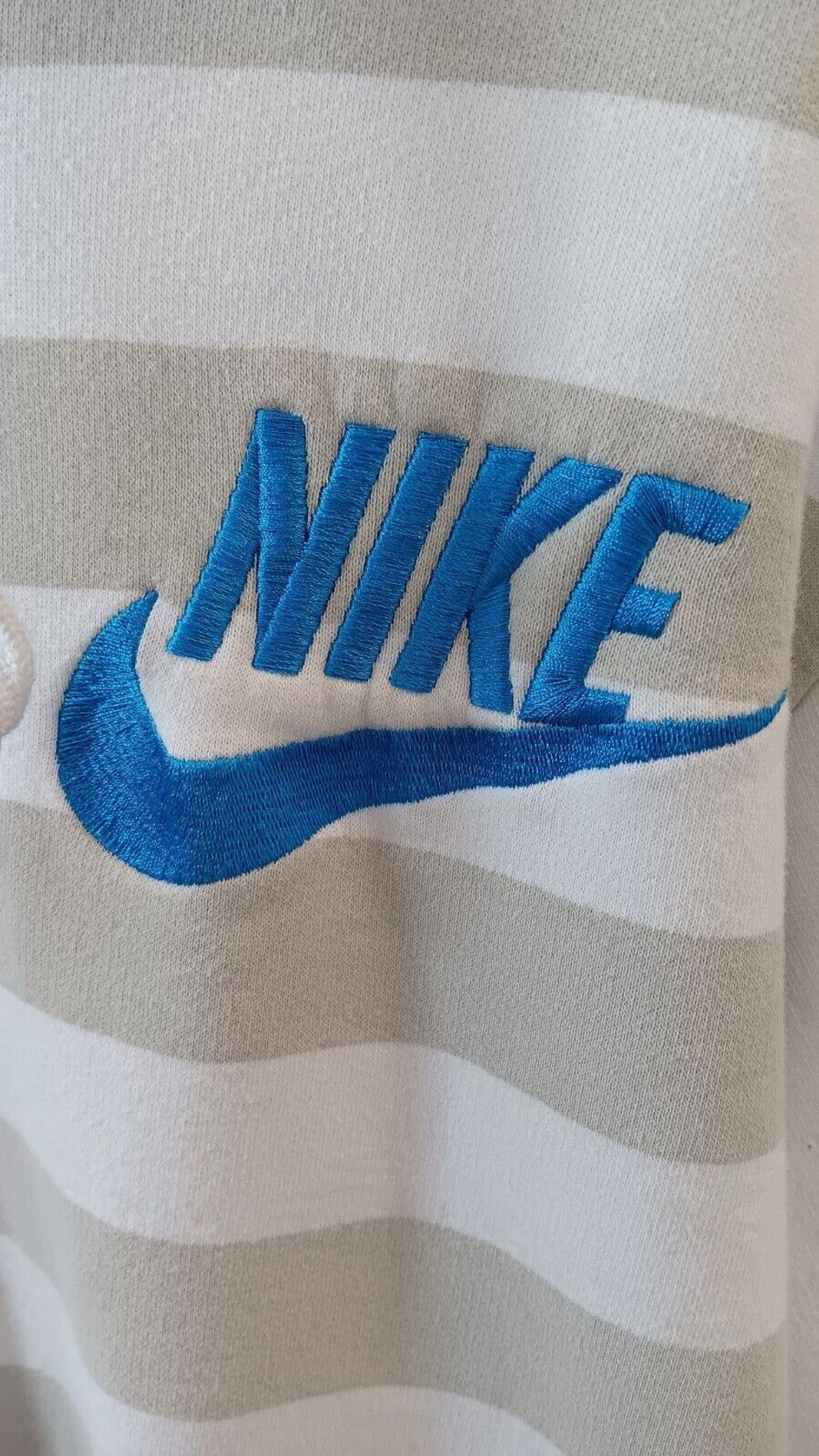 Nike 1990's Nike Made In Canada Zip Up Hoodie Sweater White Gray Size US M / EU 48-50 / 2 - 4 Thumbnail