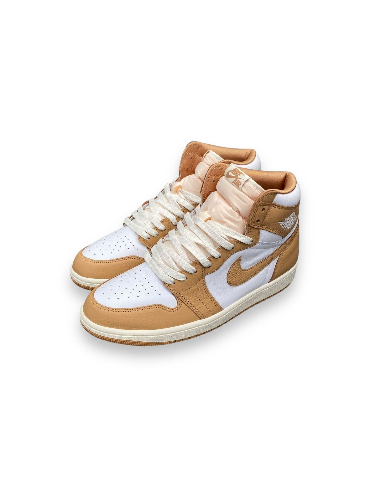 Jordan Brand × Nike Air Jordan 1 Retro high OG praline Size US 10 / EU 43 - 2 Thumbnail