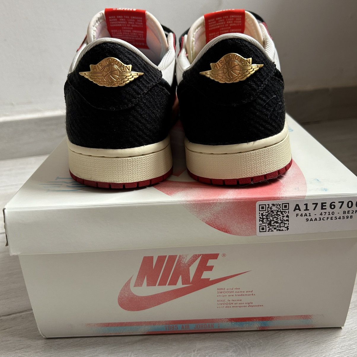 Jordan Brand Jordan 1 Low OG Trophy Room “Away” Size US 10 / EU 43 - 5 Thumbnail