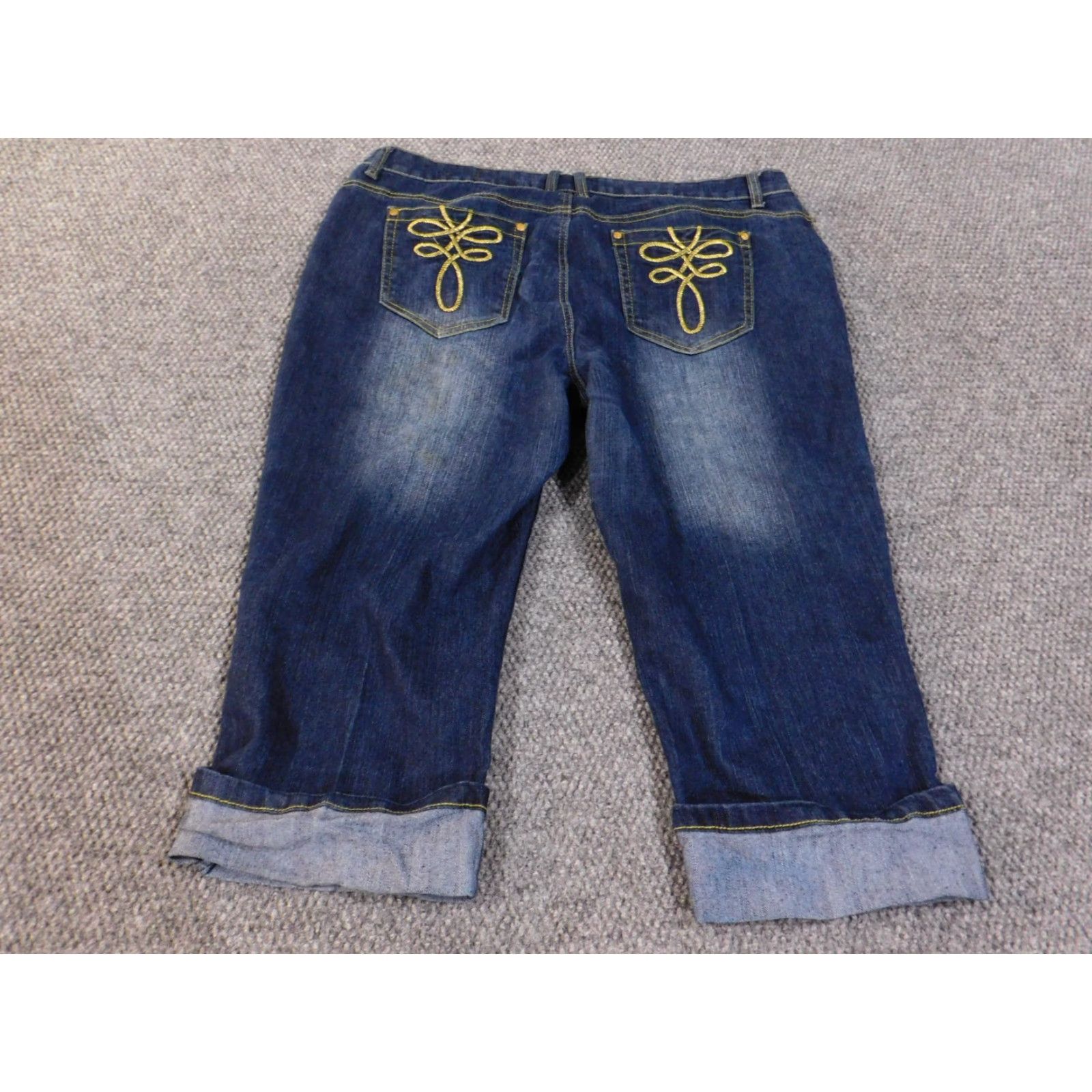 Southpole southpole Jeans Womens 18 Capri High Rise Denim Cuffed Hip Hop Vintage Style Blue Size 40" / US 18 - 7 Thumbnail