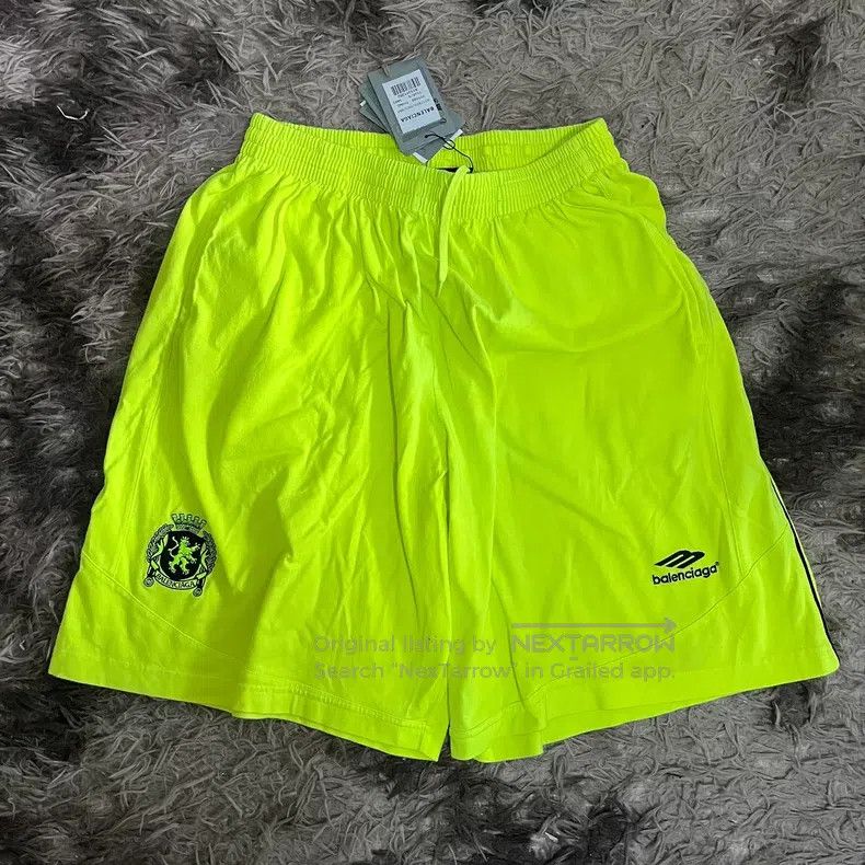 Balenciaga Balenciaga Size S Embroidered Letter Logo Sports Shorts Size US 27 - 1 Thumbnail