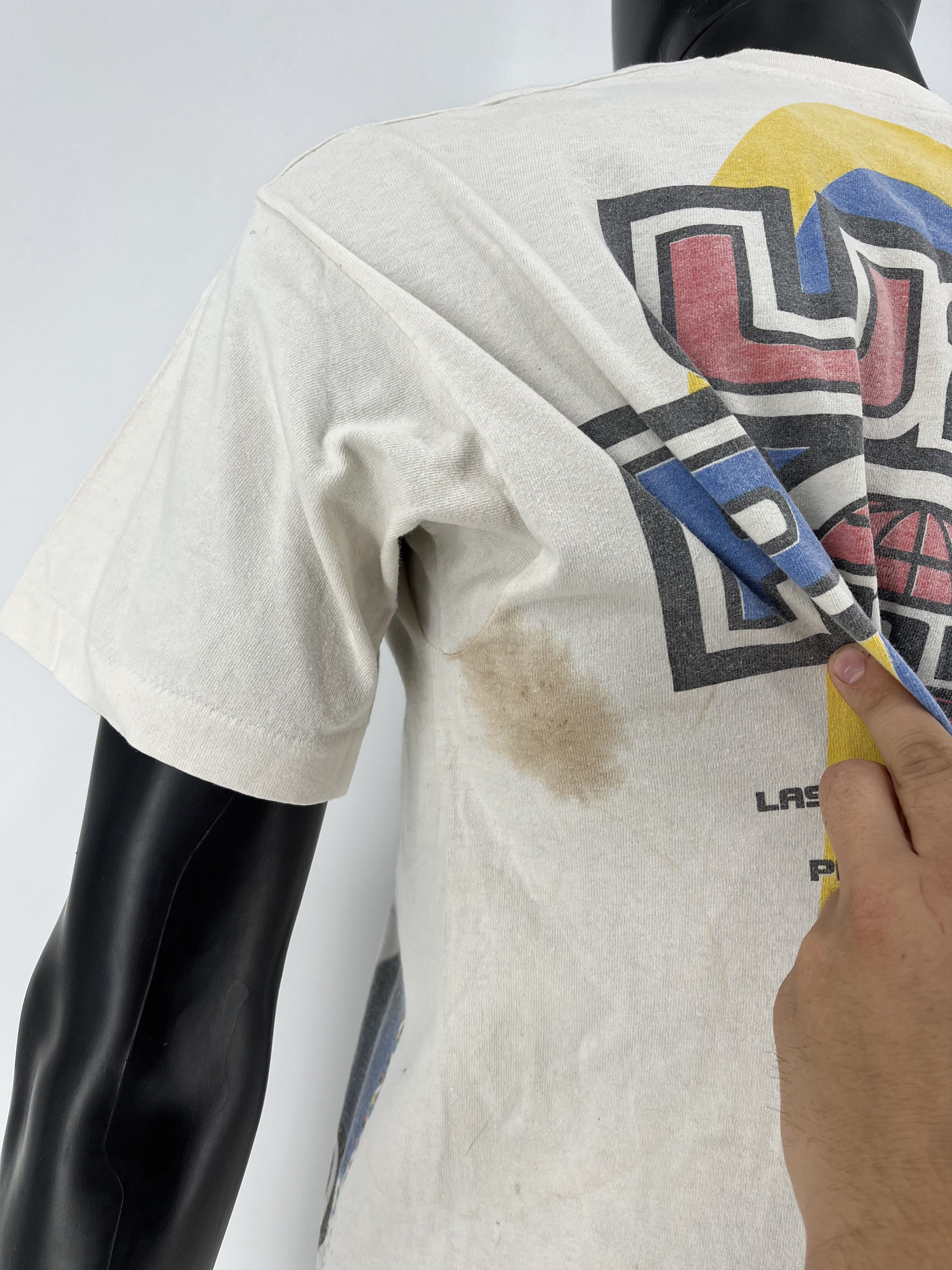 Band Tees Vintage U2 Pop Mart Concert Shirt Rock Band White Cotton 90s Size US XL / EU 56 / 4 - 15 Thumbnail