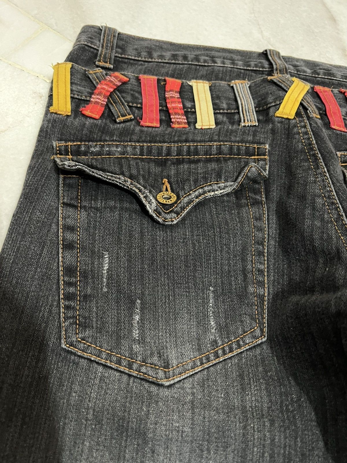 Japanese Brand 💥Double Waist💥90’s Nylaus Twist Leg distress Faded Jean Size US 33 - 18 Thumbnail