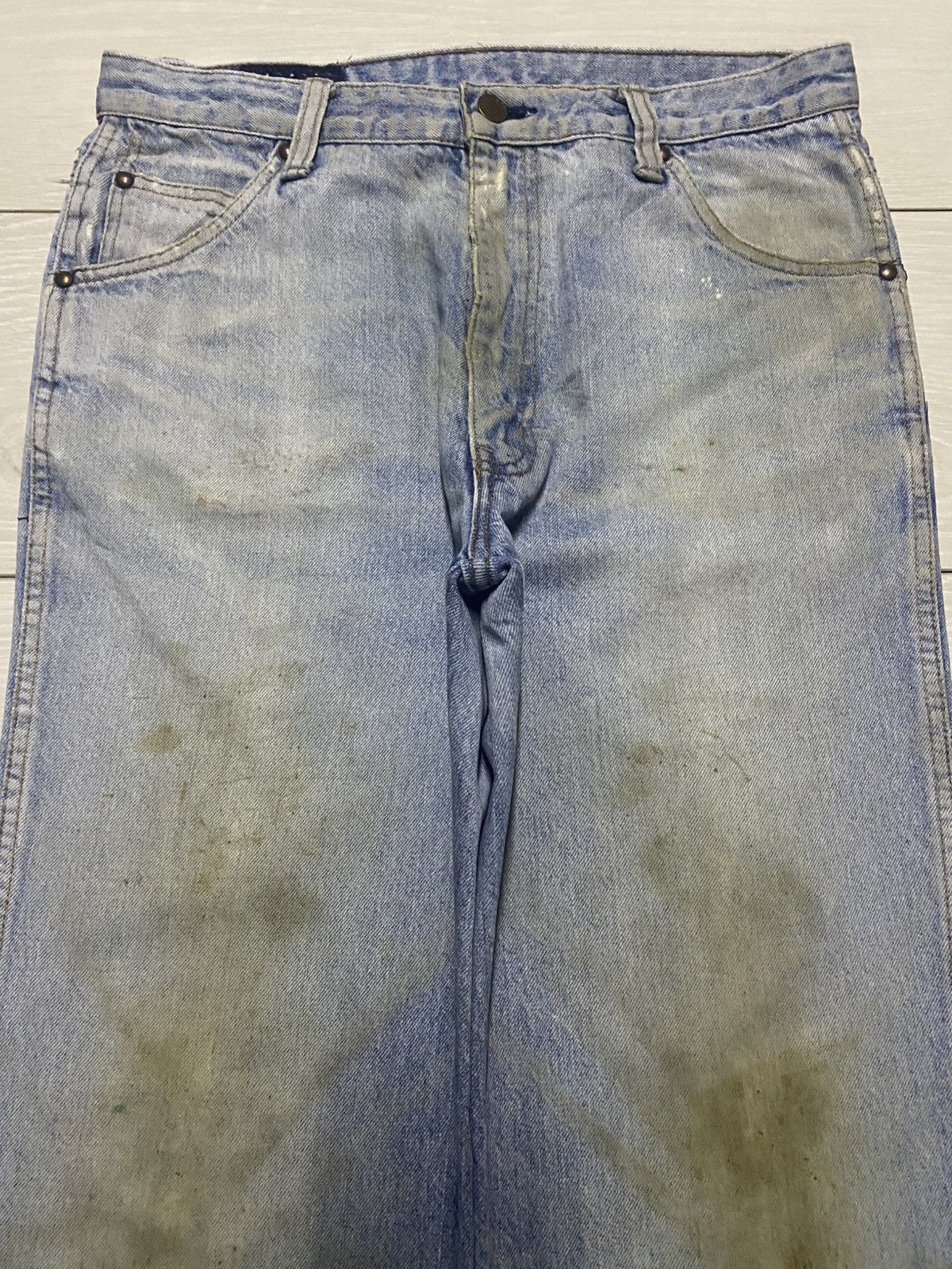 Japanese Brand Vintage Bee Bell Dirty Mud Wash Distressed Baggy Jeans Size US 31 - 3 Thumbnail
