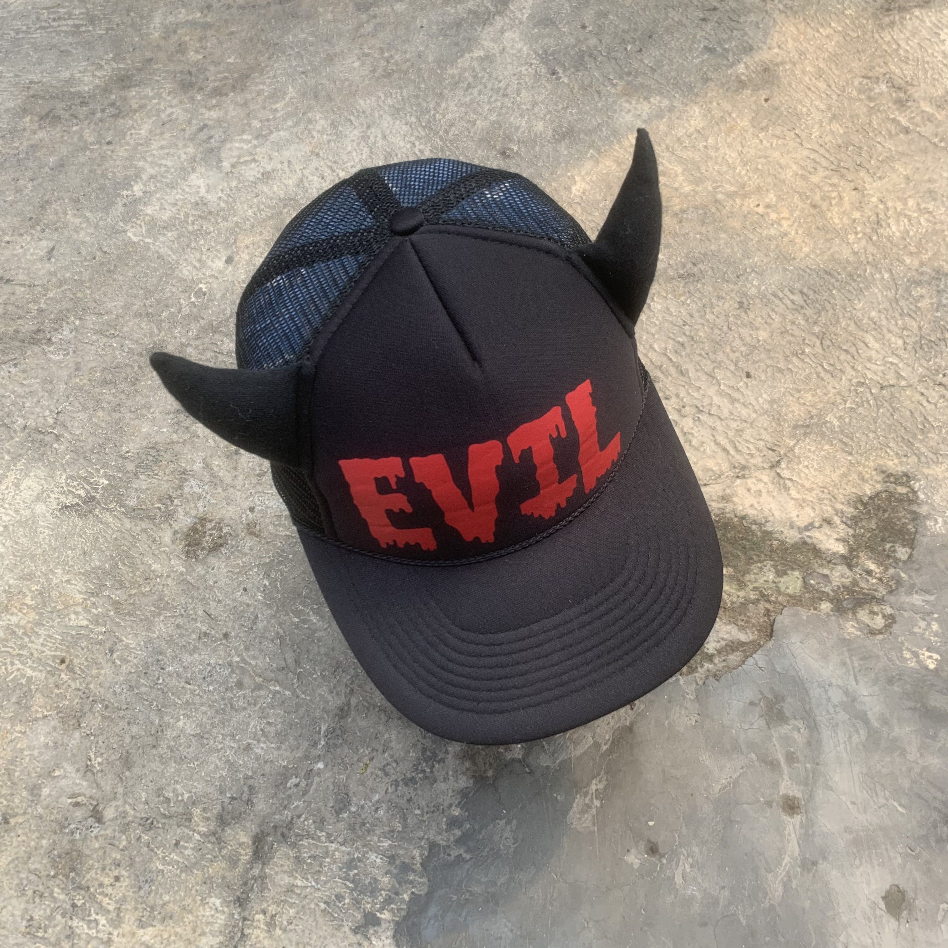 Otto Vintage Trucker Hat Devil Horn Hat Hellcat Punks Red Evil Size ONE SIZE - 3 Thumbnail
