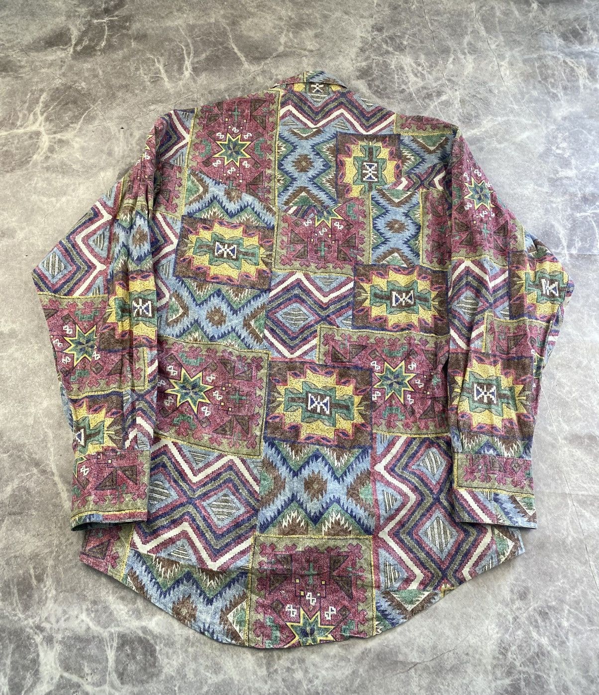 Rockmount Ranch Wear Rockmount Ranch Wear Aztec Print Button Shirt Size: M Size US M / EU 48-50 / 2 - 6 Thumbnail