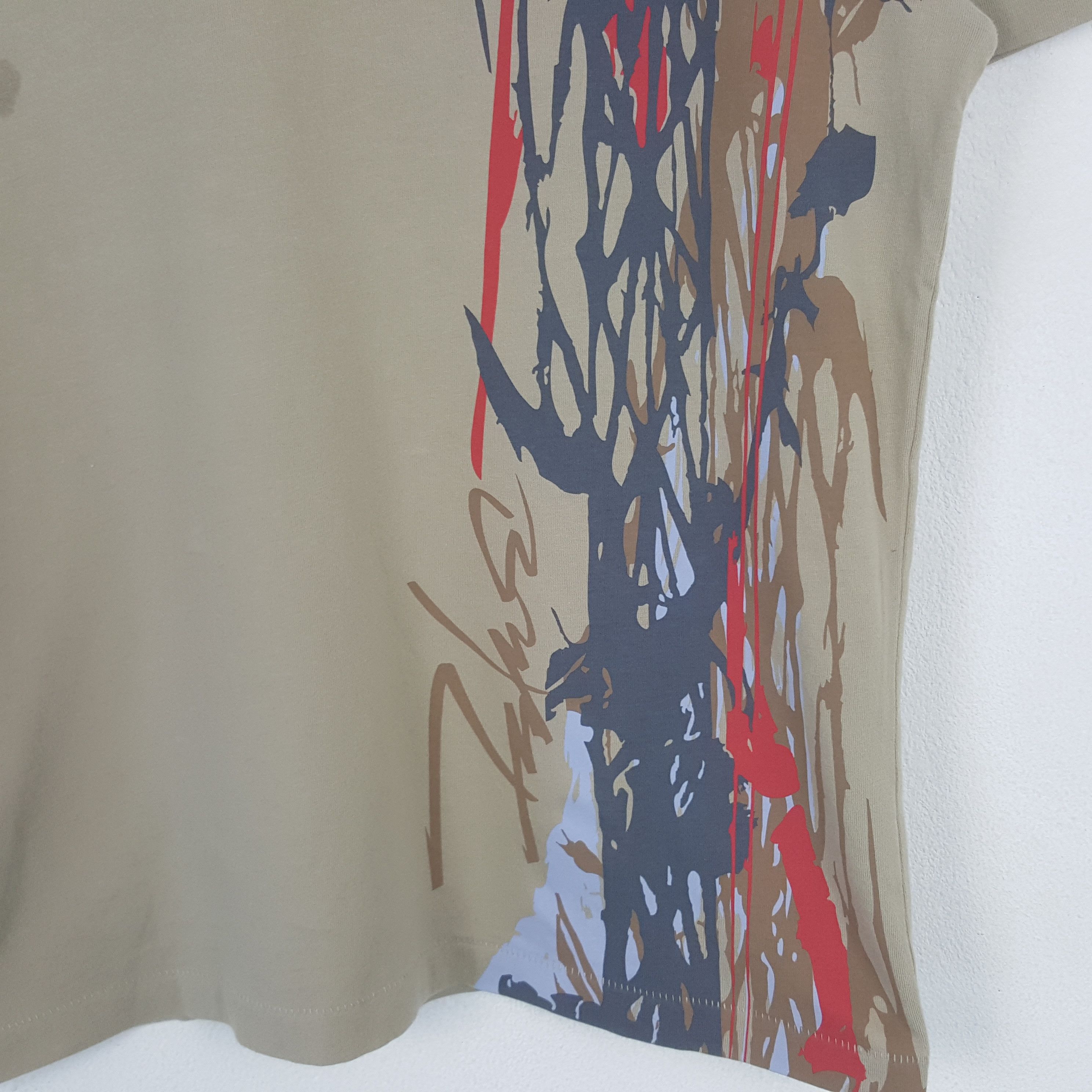 Futura × Uniqlo Vintage Uniqlo Futura Japanese Brand Tshirt RR17 Size US M / EU 48-50 / 2 - 2 Thumbnail