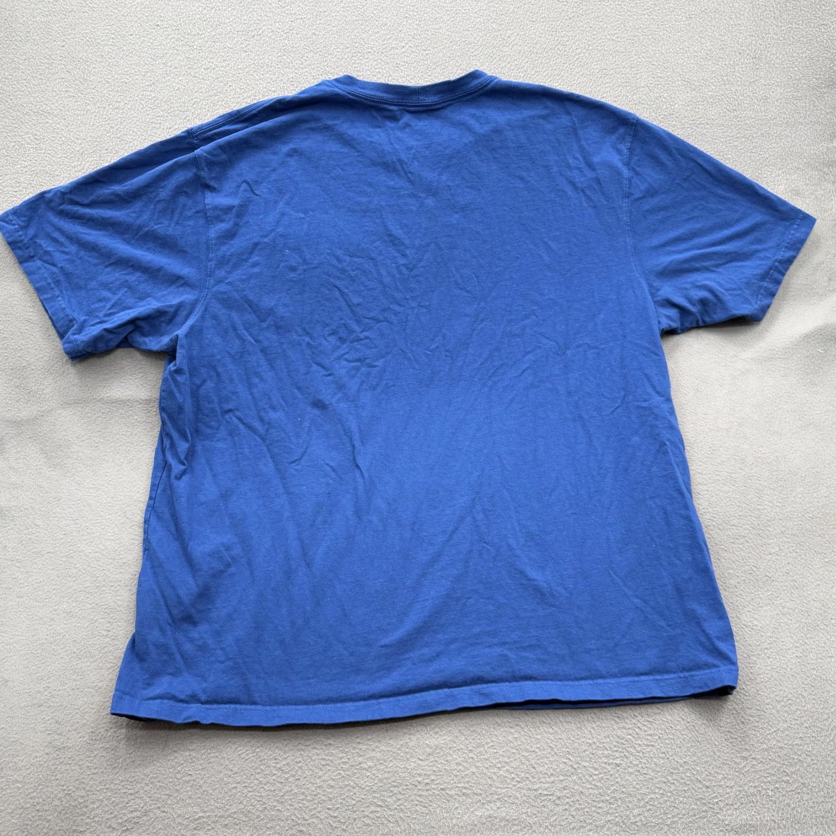 Carhartt Carhartt Shirt Mens 2XL Blue Loose Fit K87 Pocket Workwear Tee Tagless Cotton Shirt Mens 2XL Blue Regular Crew Neck Short Sleeve Pocket Logo Medieval? Size US XXL / EU 58 / 5 - 2 Thumbnail
