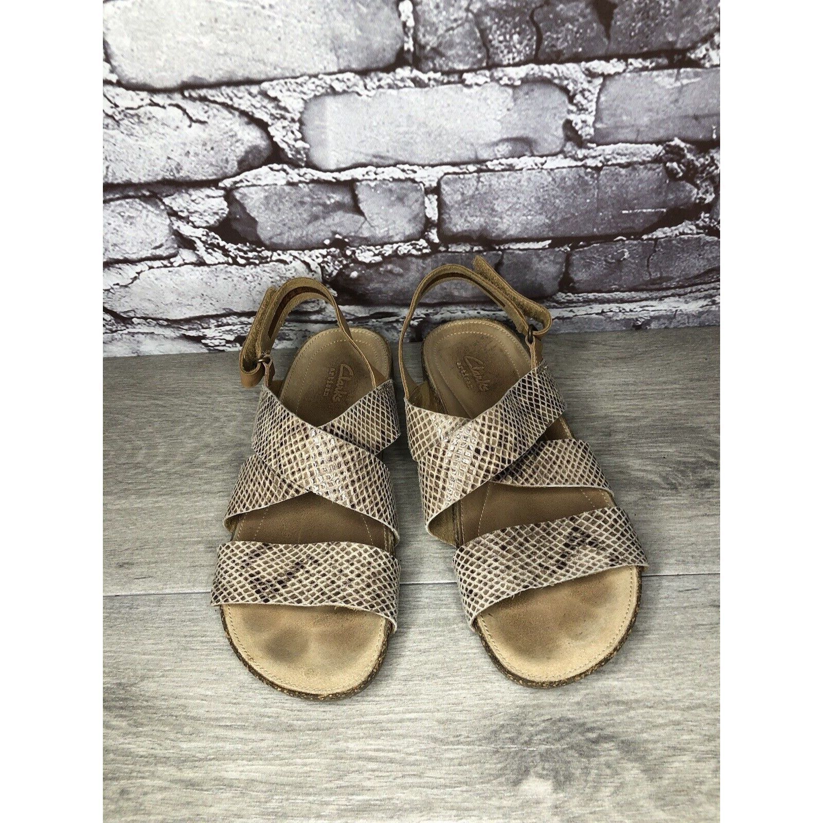 Clarks Clarks Artisan Taupe Snake Skin Print Ankle Strap Cork Wedge Size US 7.5 / IT 37.5 - 21 Thumbnail