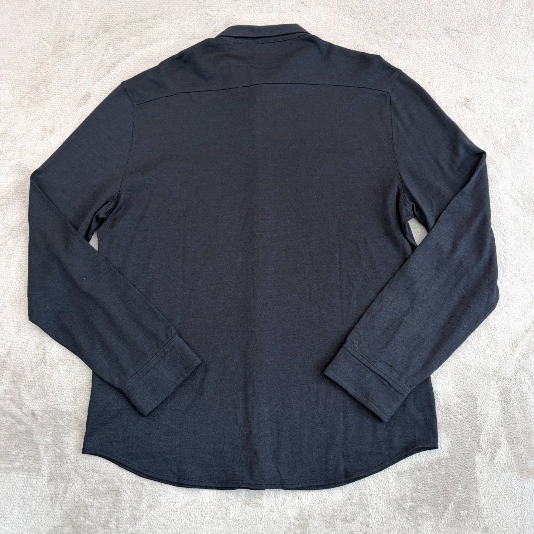 John Varvatos **John Varvatos Charcoal Silk Blend Men's Button-Up XL** User: John Varvatos Charcoal Silk Blend Men's Button-Up XL 95 Size US XL / EU 56 / 4 - 4 Thumbnail