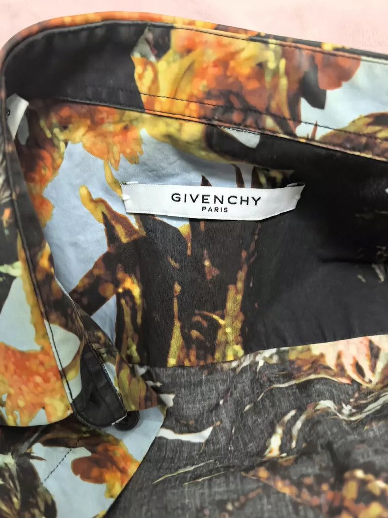 Givenchy Givenchy Runway Model Shirt Size US S / EU 44-46 / 1 - 2 Thumbnail