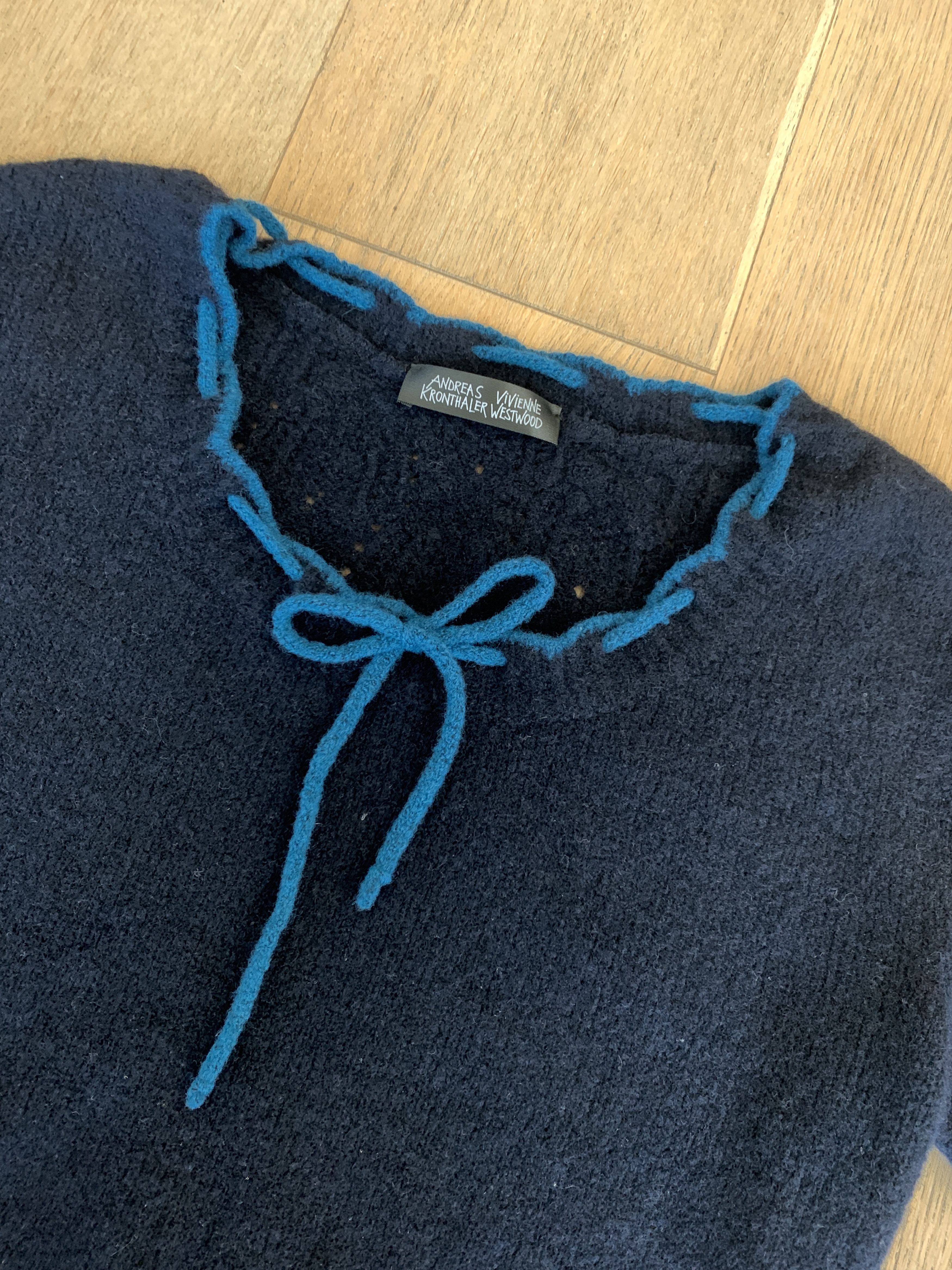 Vivienne Westwood Couture Cashmere Andreas Kronthaler Sweater Balls and String Size S / US 4 / IT 40 - 3 Thumbnail
