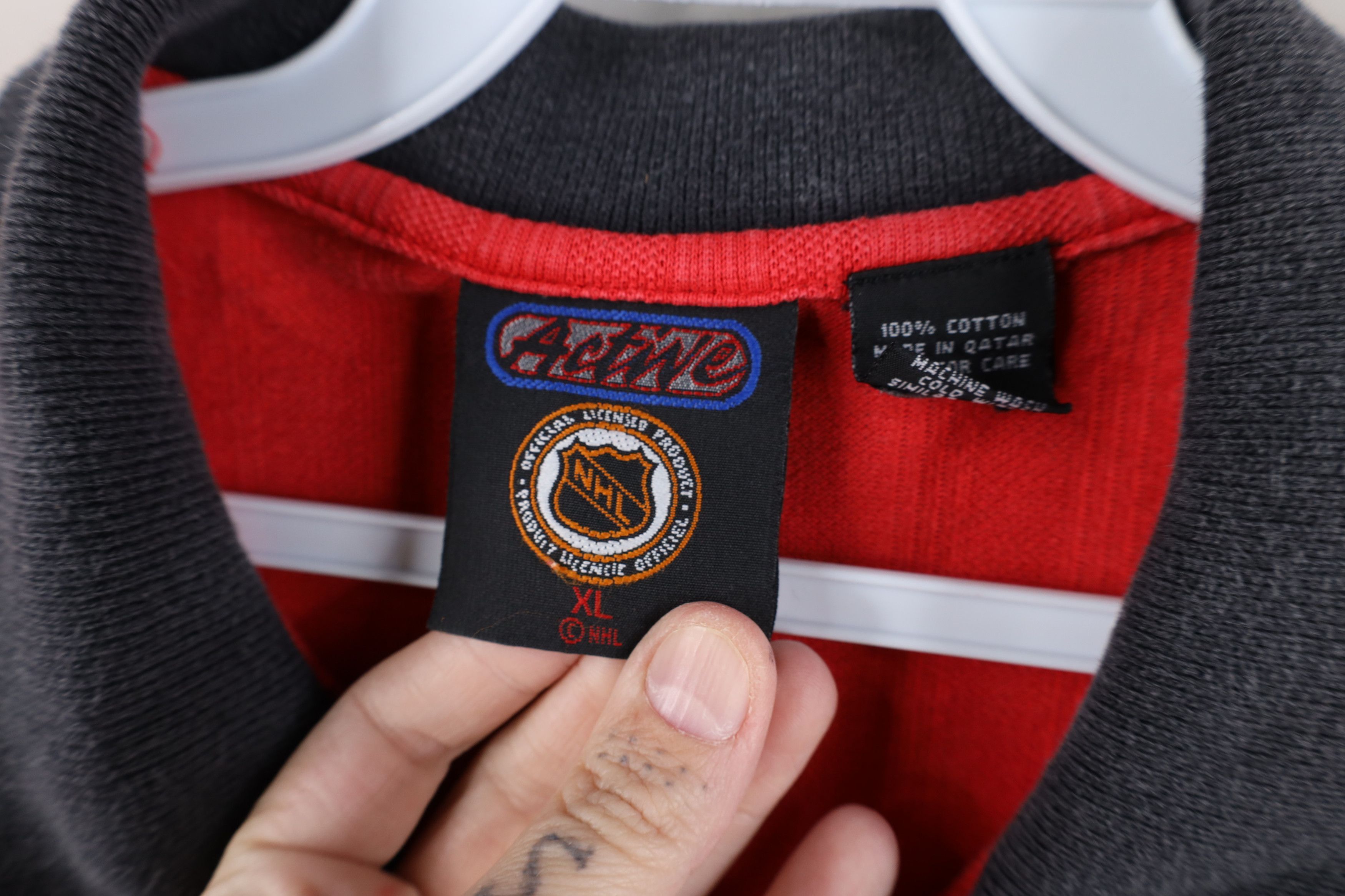 Vintage Vintage 90s Detroit Red Wings Hockey Half Zip Polo Shirt Red Size US XL / EU 56 / 4 - 11 Thumbnail