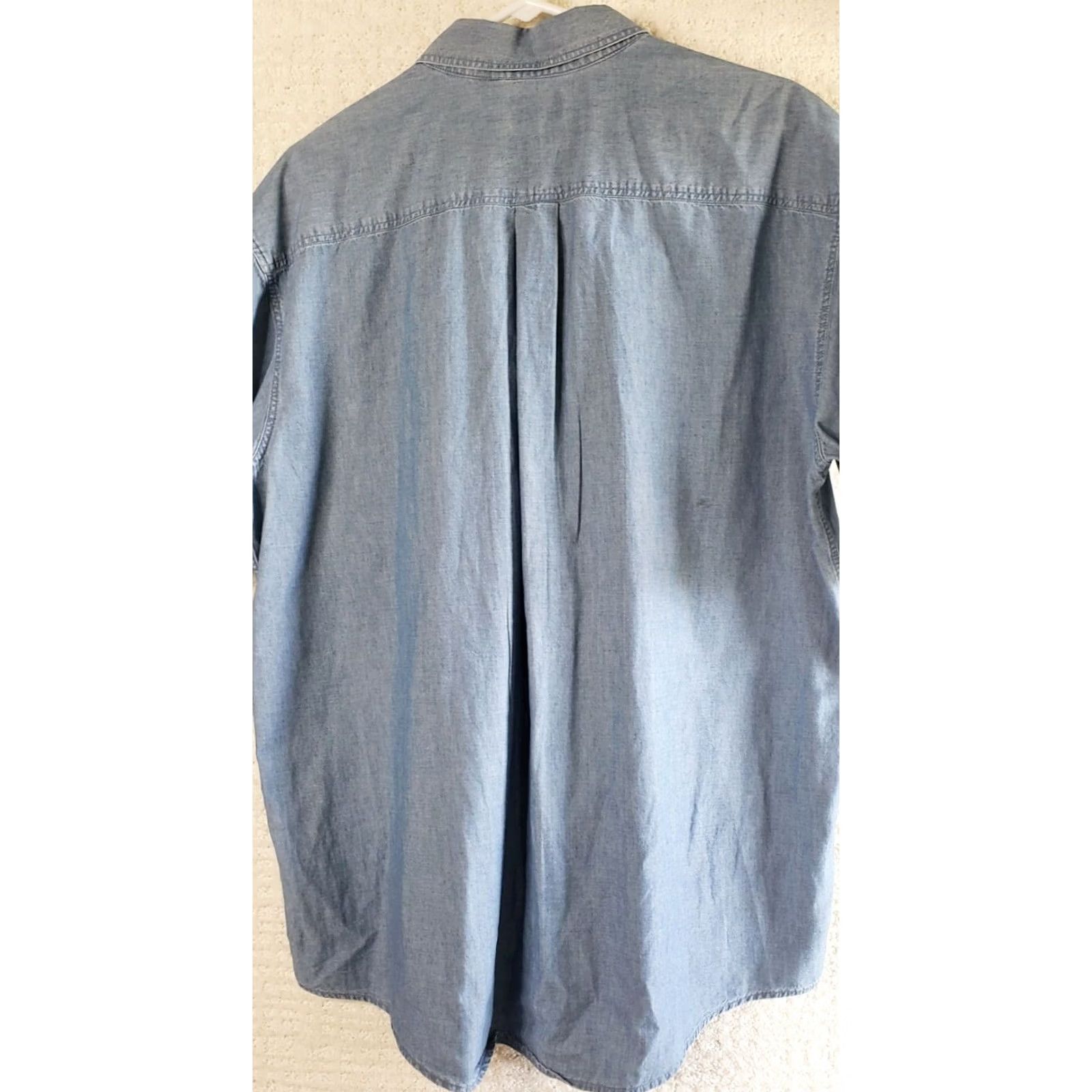 Vintage LL Bean Denim Short Sleeve Button Down Shirt Men Large Regular Blue Cotton Denim Button-Up Shirt Men's Large Regular Blue Size US L / EU 52-54 / 3 - 7 Thumbnail