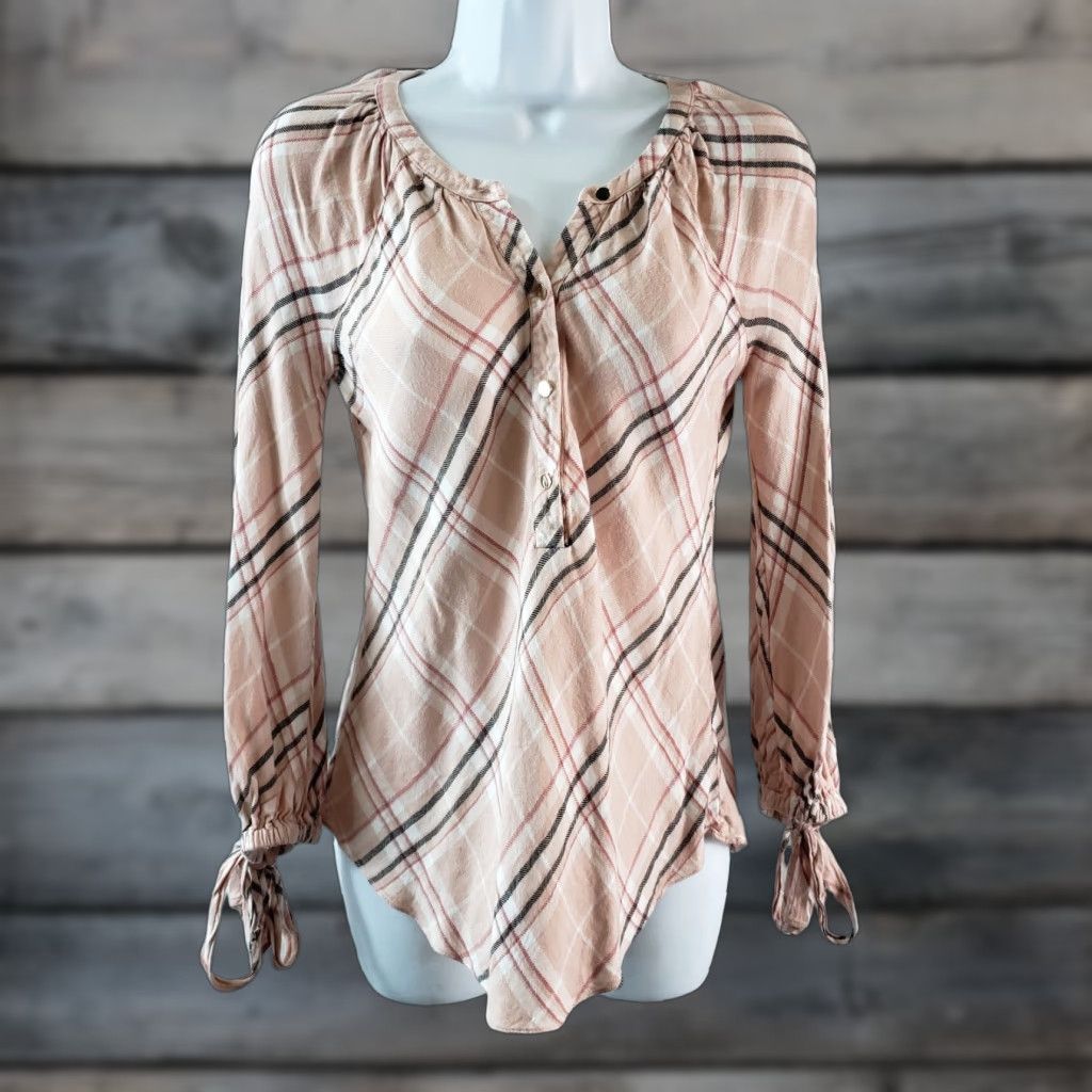 White House Black Market White House Black Market Womens Top 2 Pink Plaid 3/4 Sleeve Blouse Size XS / US 0-2 / IT 36-38 - 1 Thumbnail