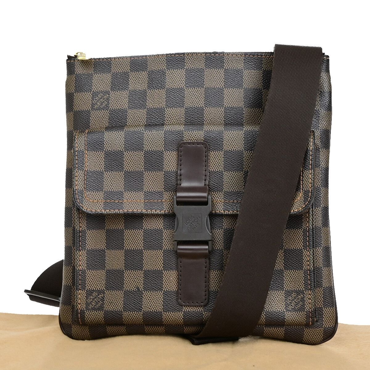 Louis Vuitton Louis Vuitton Pochette Melville Damier Size ONE SIZE - 1 Thumbnail