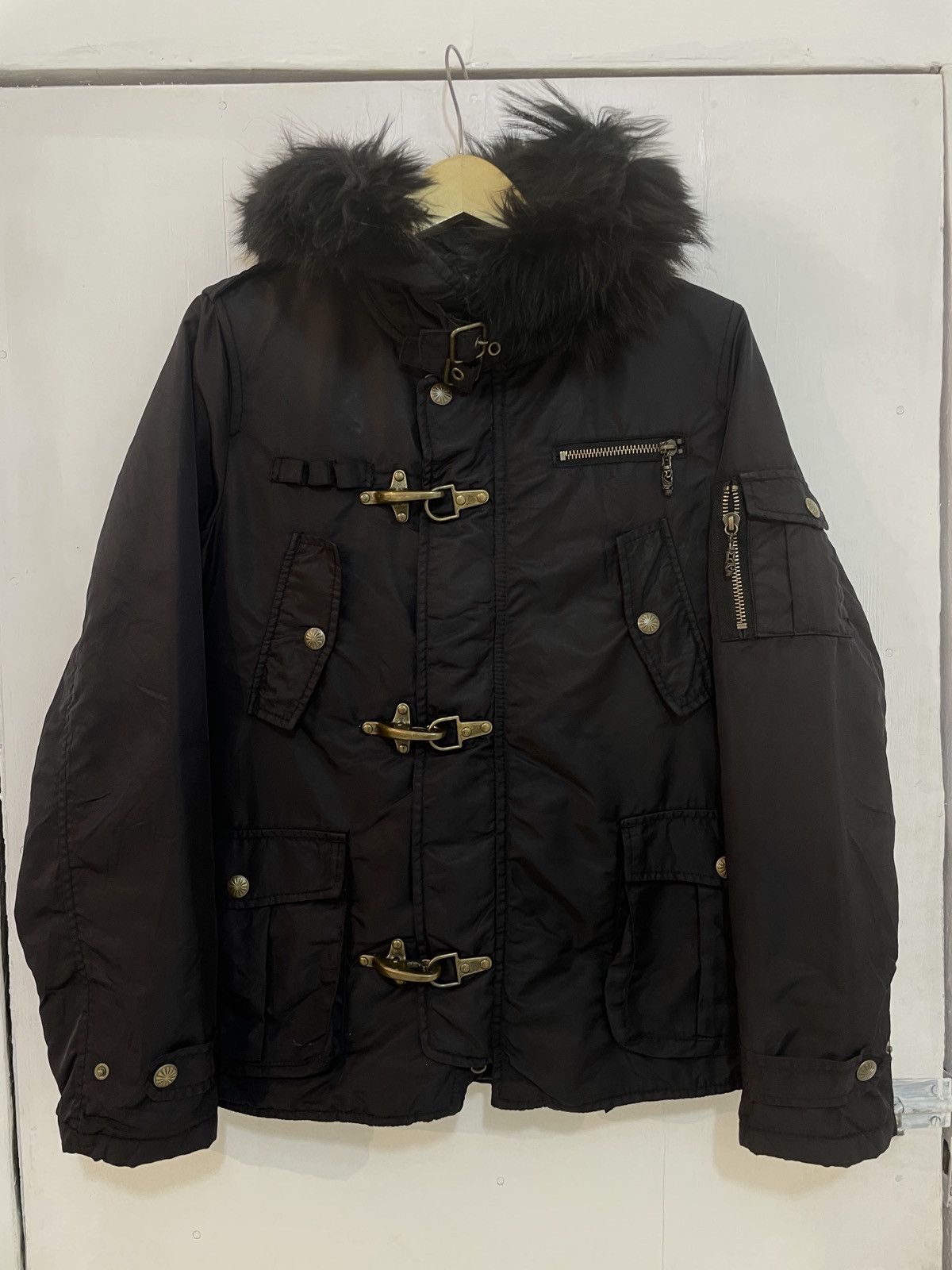 SLY Sly clasp fur jacket gothic funk Size US L / EU 52-54 / 3 - 1 Thumbnail