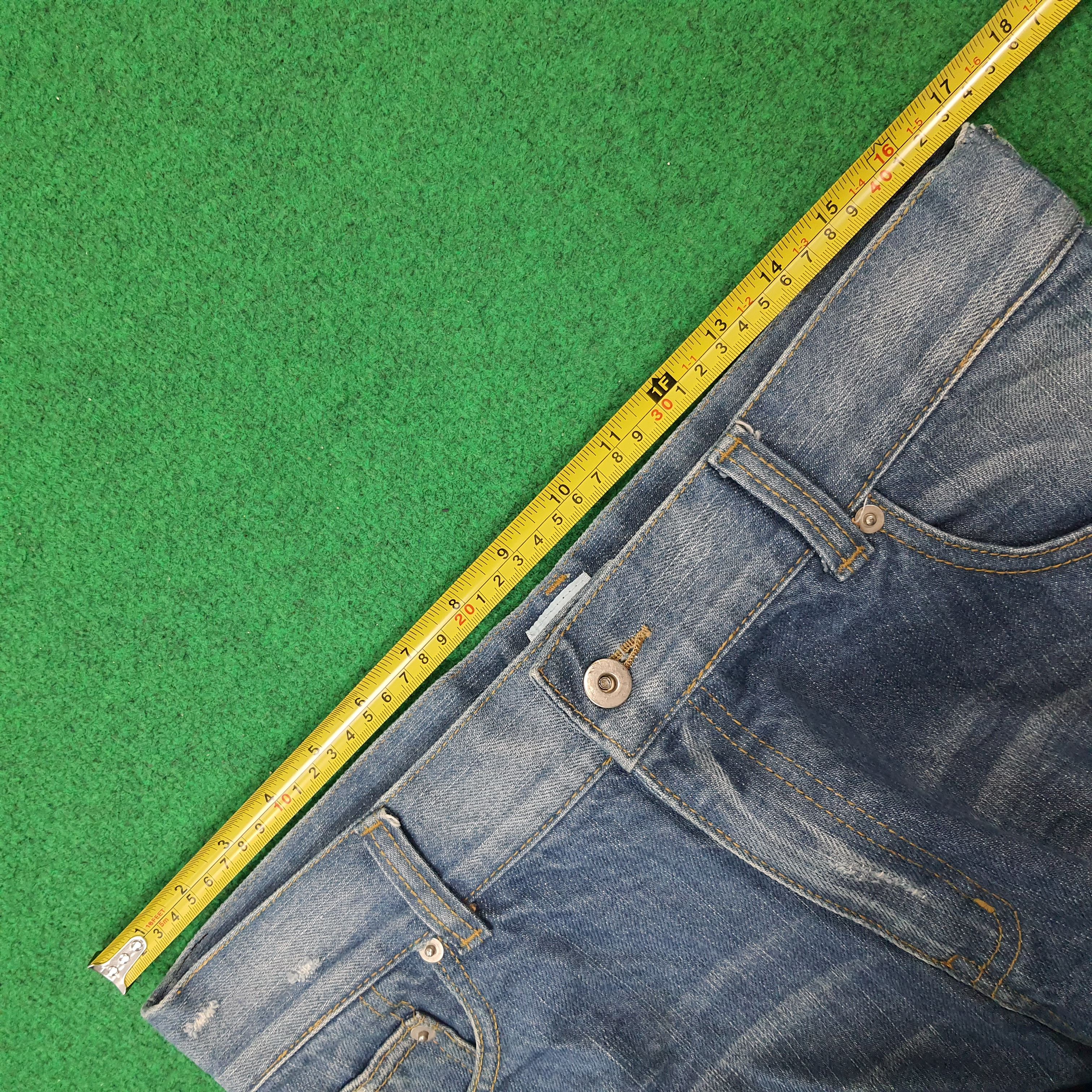 Number (N)ine Vintage Number Nine Japan Straight Denim Jeans C272N4 Size US 33 - 10 Thumbnail
