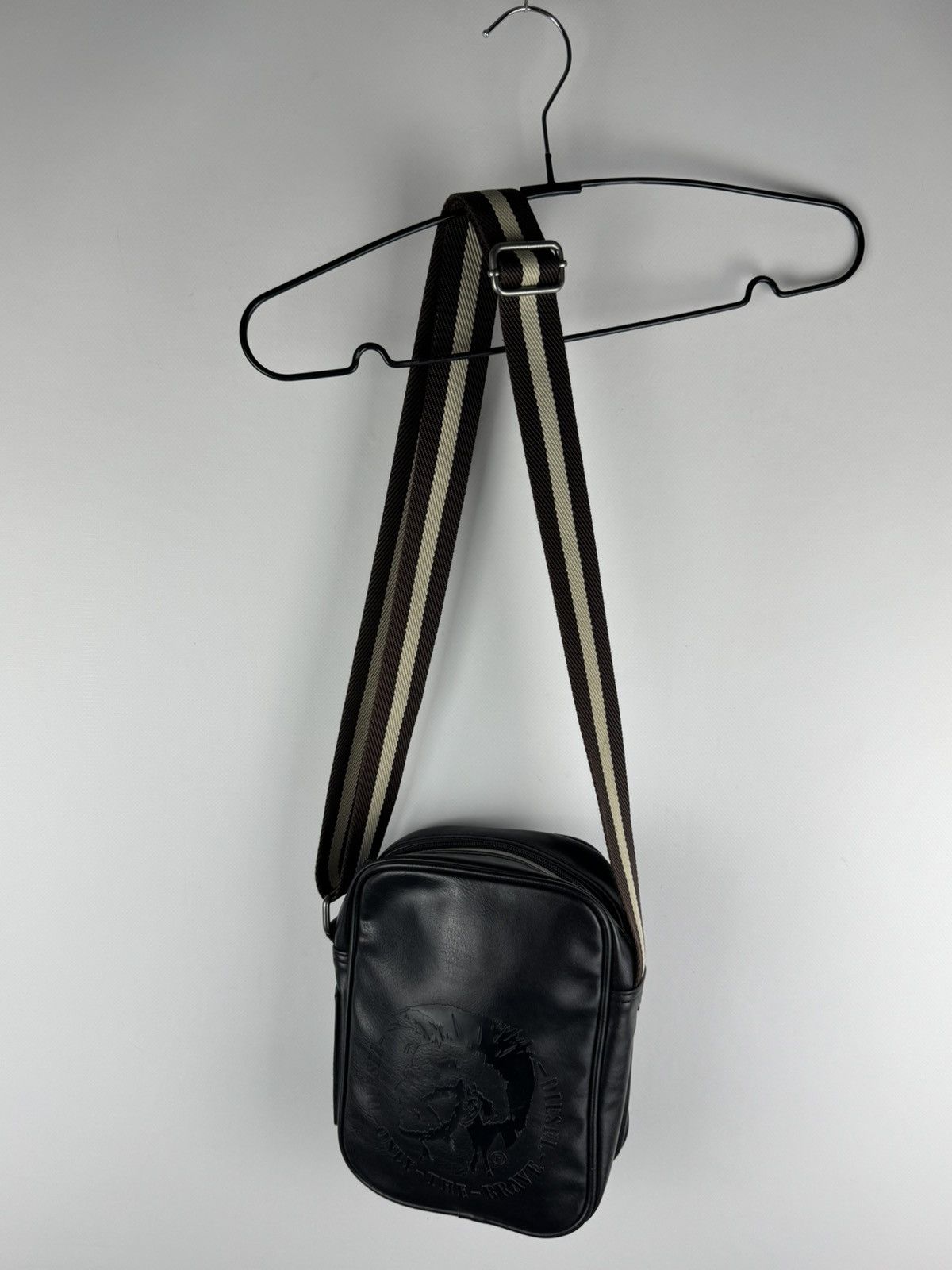 Diesel Vintage Diesel Faux Leather Messenger Bag Black Y2K Size ONE SIZE - 1 Thumbnail
