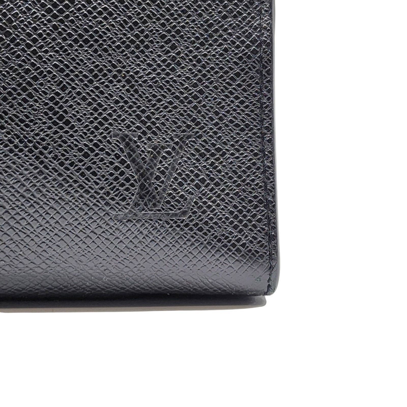Louis Vuitton Pochette Voyage Pouch MM Clutch Taiga Leather Black Size ONE SIZE - 4 Thumbnail