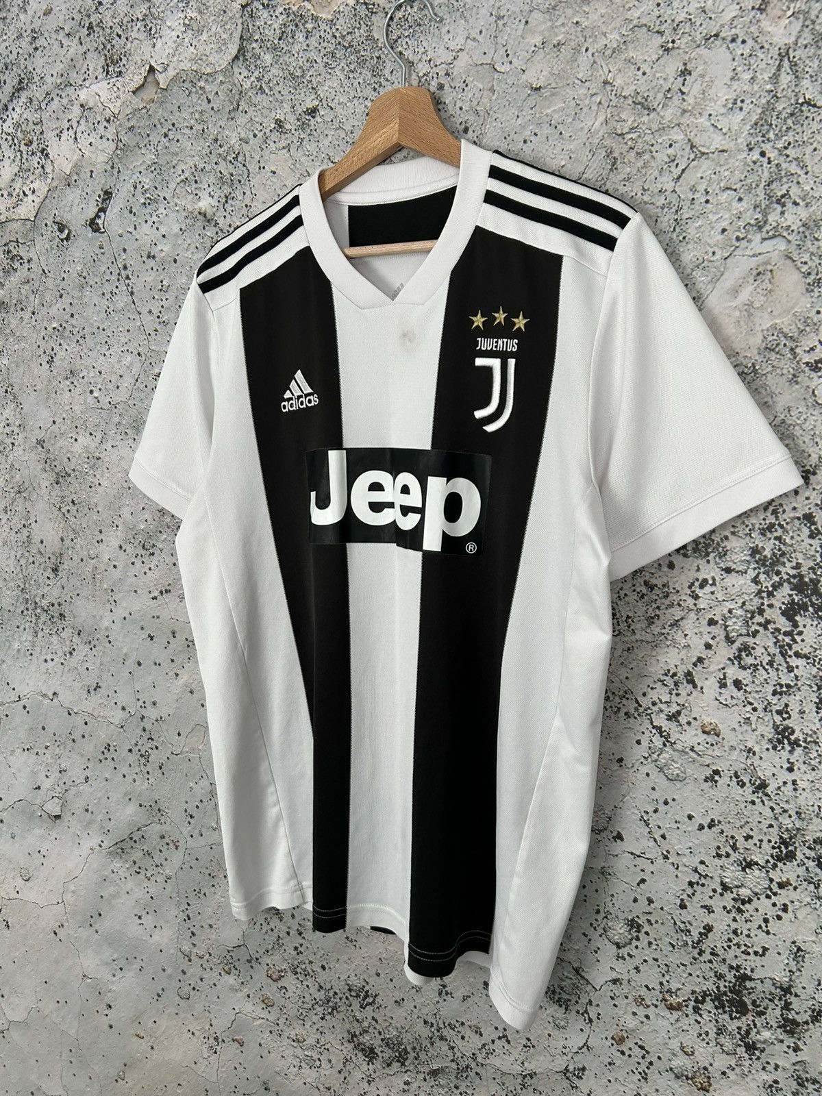 Adidas Adidas Juventus Turin Soccer Jersey Football Sport Rare Size US M / EU 48-50 / 2 - 2 Thumbnail
