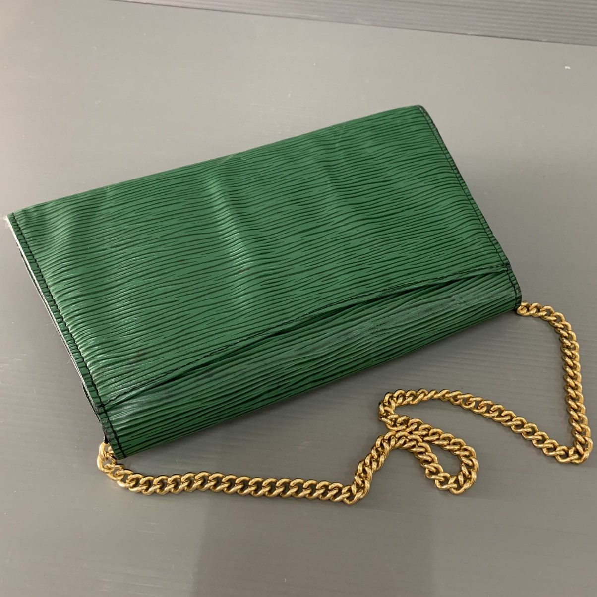 Louis Vuitton Louis Vuitton Epi Leather Pochette Bag Size ONE SIZE - 7 Thumbnail