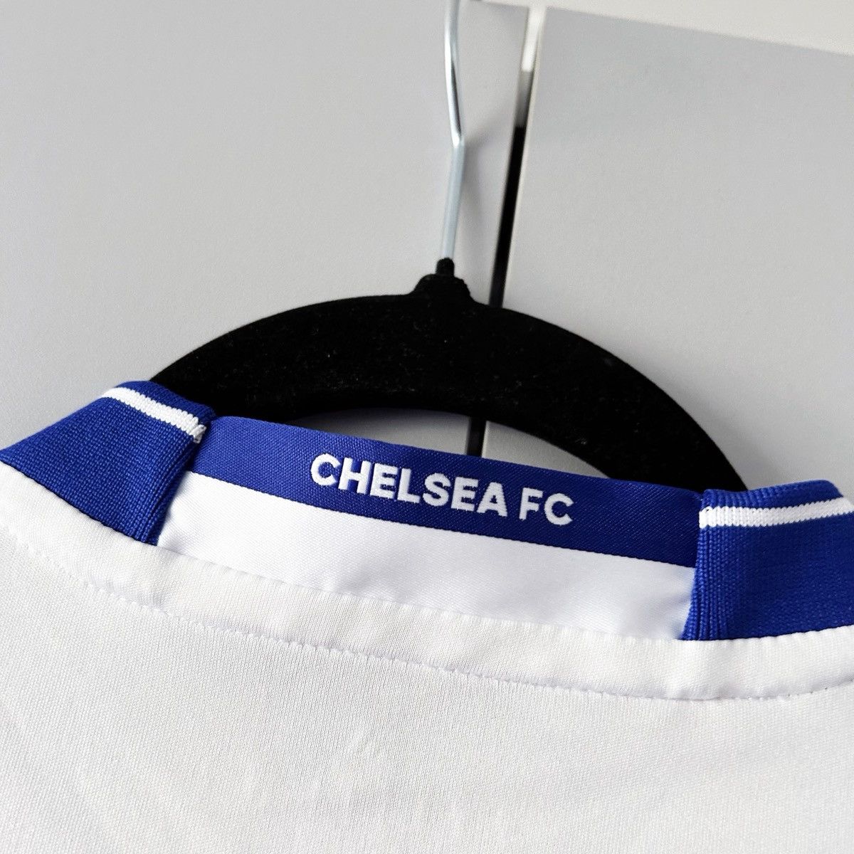 Adidas Chelsea jersey 2016 2017 adidas Size US S / EU 44-46 / 1 - 9 Thumbnail