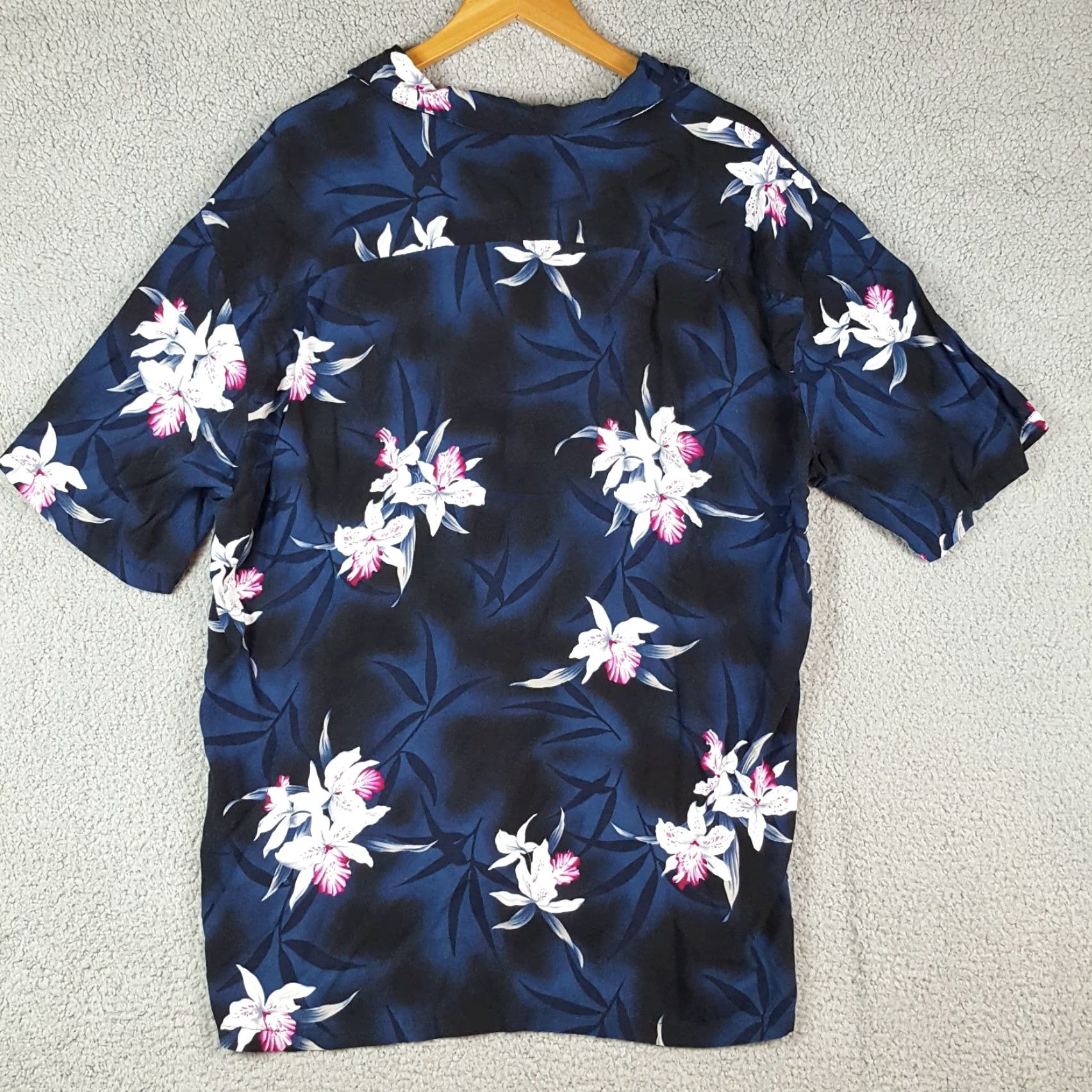 Vintage VINTAGE Two Palms Hawaiian Floral Rayon Button-Up Shirt XL Blue 90s Beach Mens Size US XL / EU 56 / 4 - 6 Thumbnail