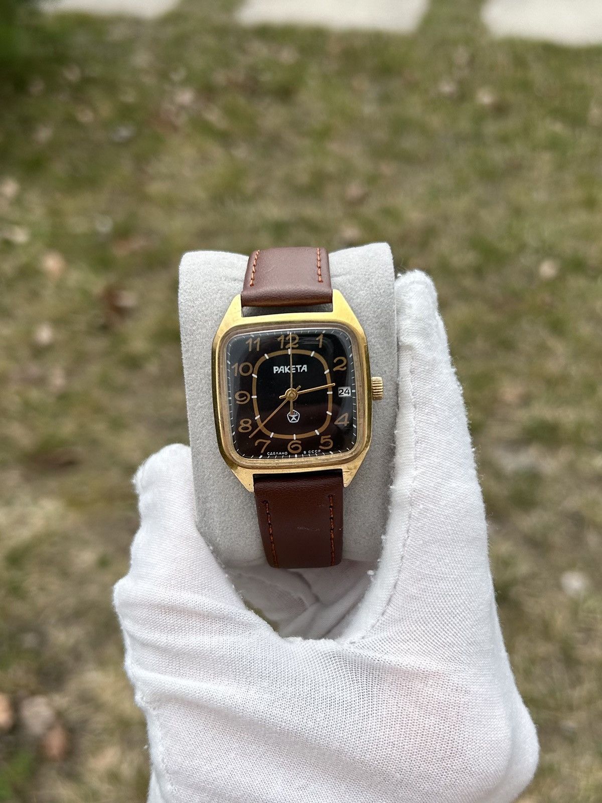 Vintage Vintage Watch Raketa USSR Soviet Mechanical 1980s Size ONE SIZE - 10 Thumbnail