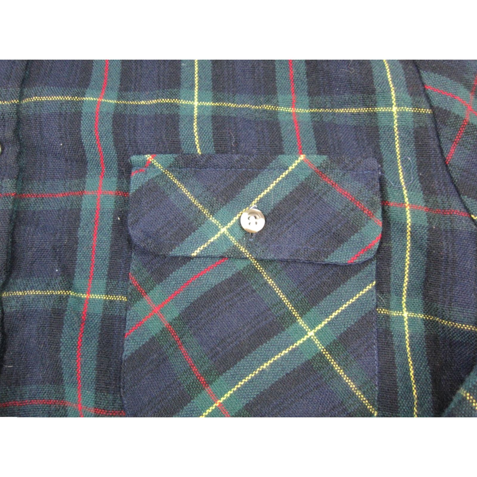 Vintage VINTAGE Astor Shirt Mens M Green Blue Plaid Flannel 80s Button-Up Casual Shirt Mens Size US M / EU 48-50 / 2 - 3 Thumbnail