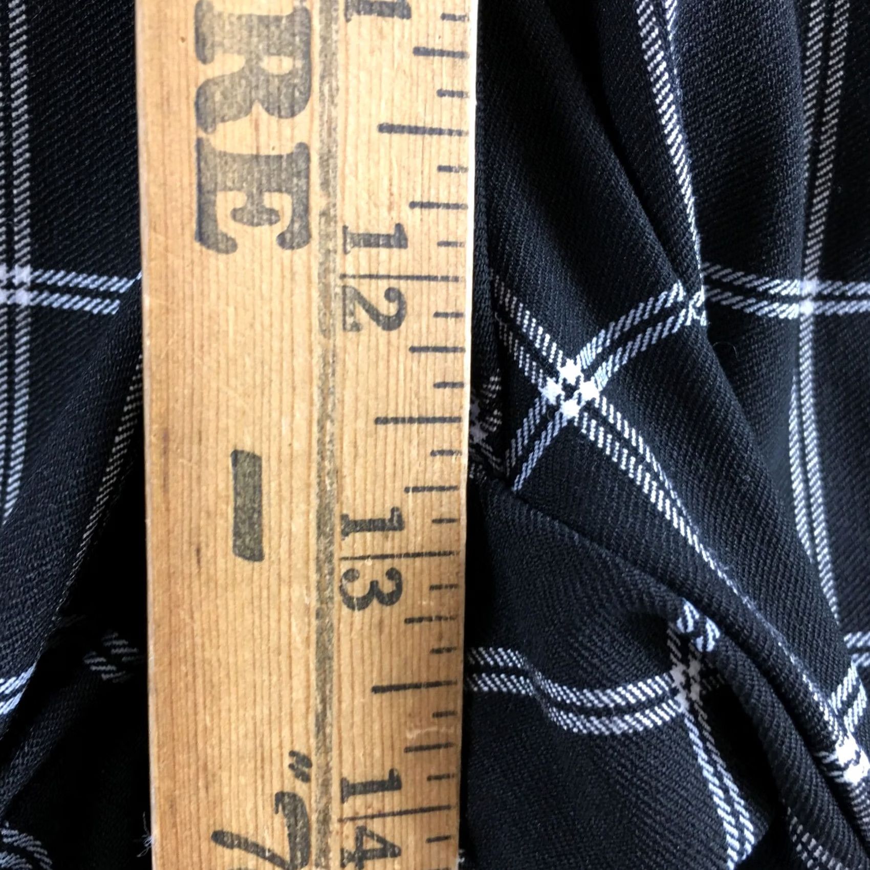 Calvin Klein Calvin Klein Pants L Black White Plaid Hi-Rise Pull On Cropped Side Pocket Women Size 36" / US 14 / IT 50 - 6 Thumbnail