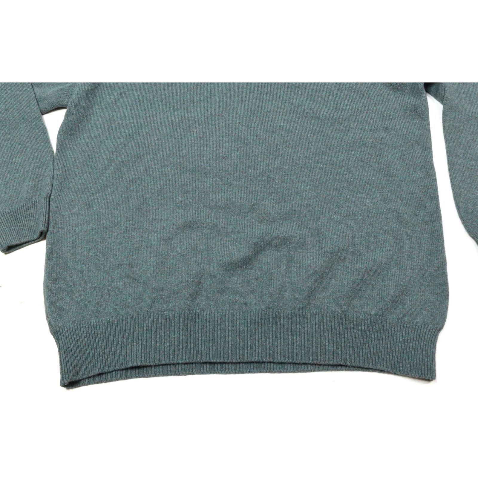 Vintage LL Bean Sweater Men Large Blue Long Sleeve V-Neck Pullover 100% Lambswool Size US L / EU 52-54 / 3 - 4 Thumbnail